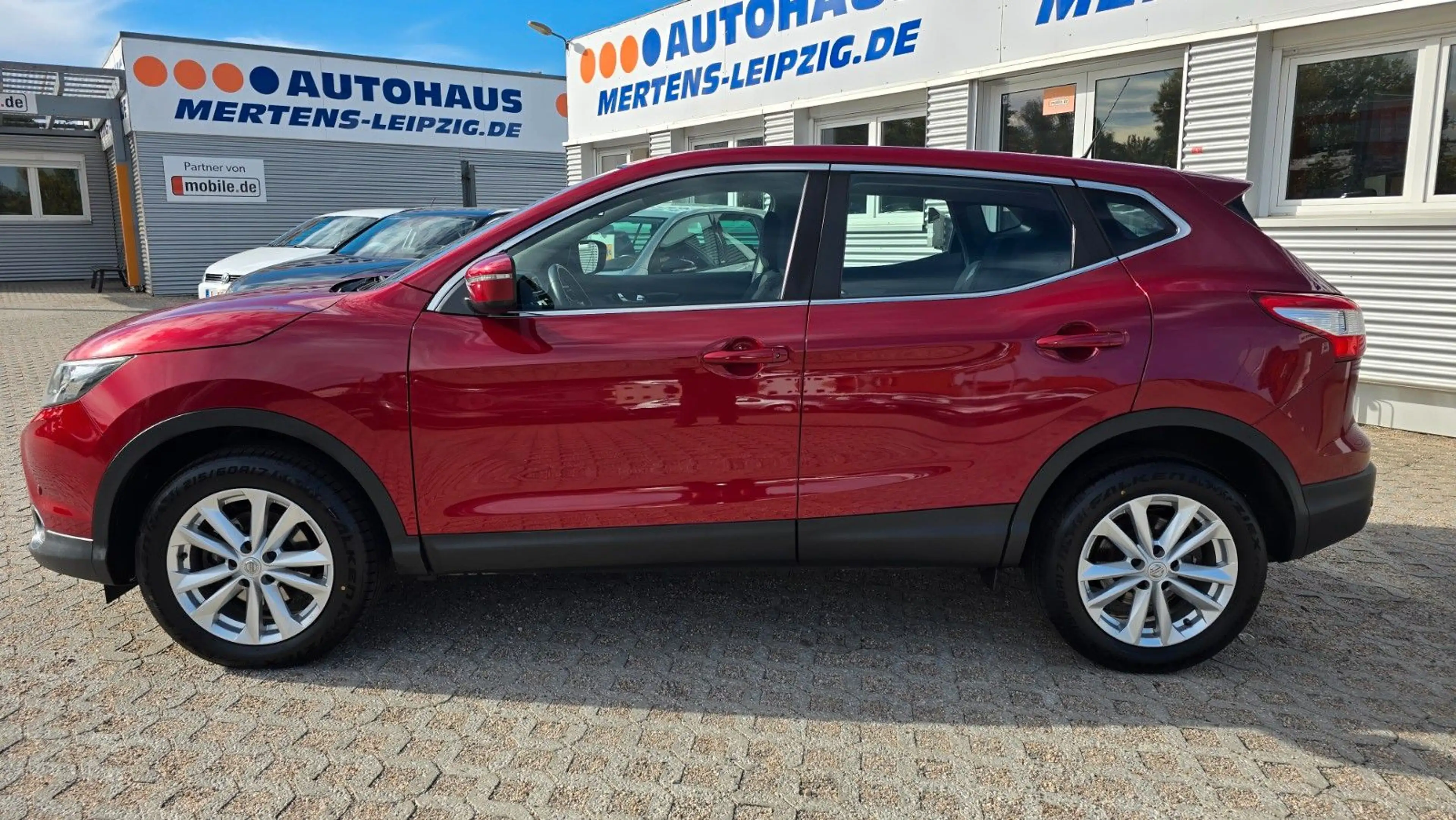 Nissan Qashqai Acenta Automatik SHZ PDC BT TEL — photo 2