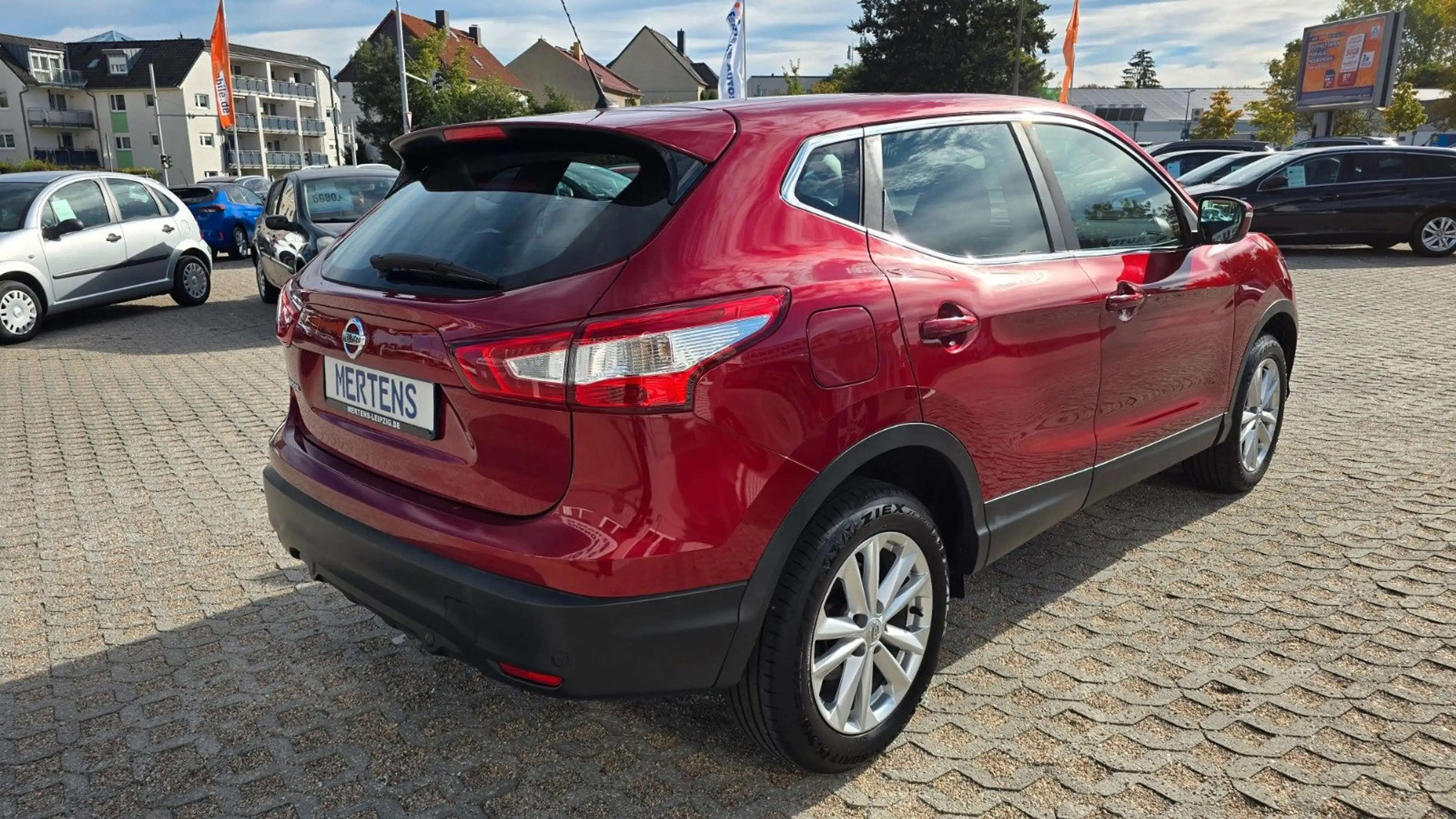 Nissan Qashqai Acenta Automatik SHZ PDC BT TEL — photo 5