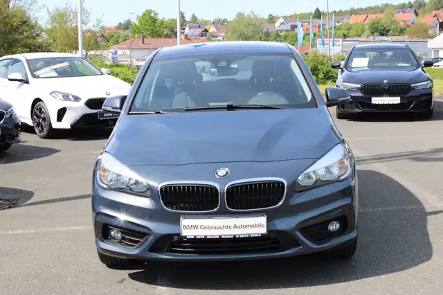 BMW 2 Series view 3