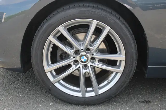 BMW 2 Series view 7