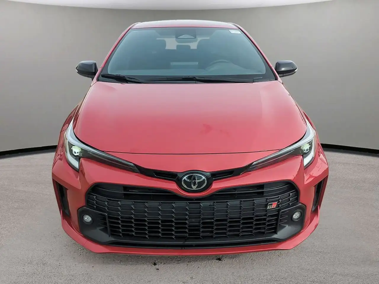 Toyota GR Corolla снимка Toyota GR Corolla