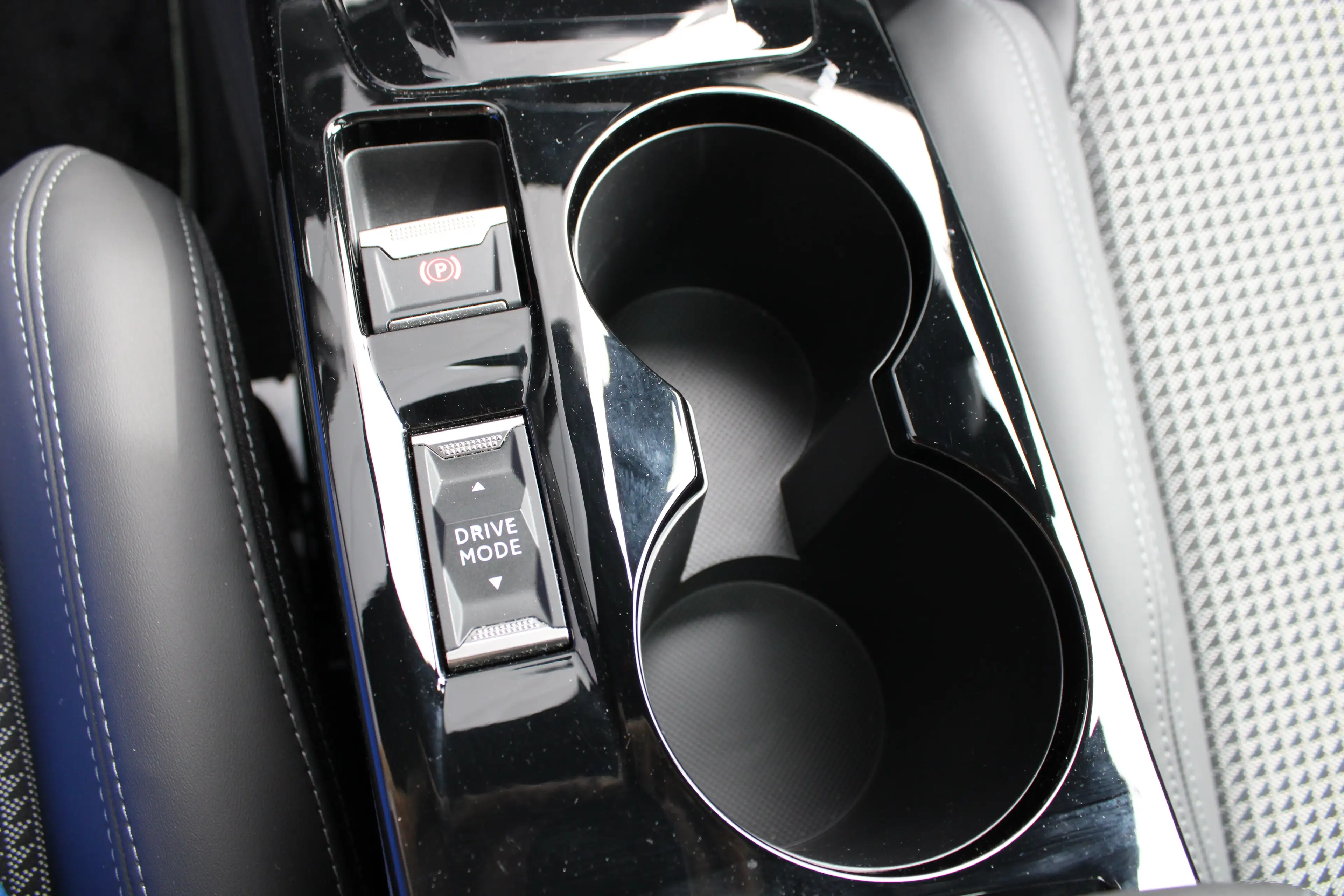 Peugeot 208 1.2 PureTech 130pk GT | Automaat | Navigatie | Cam — photo 35