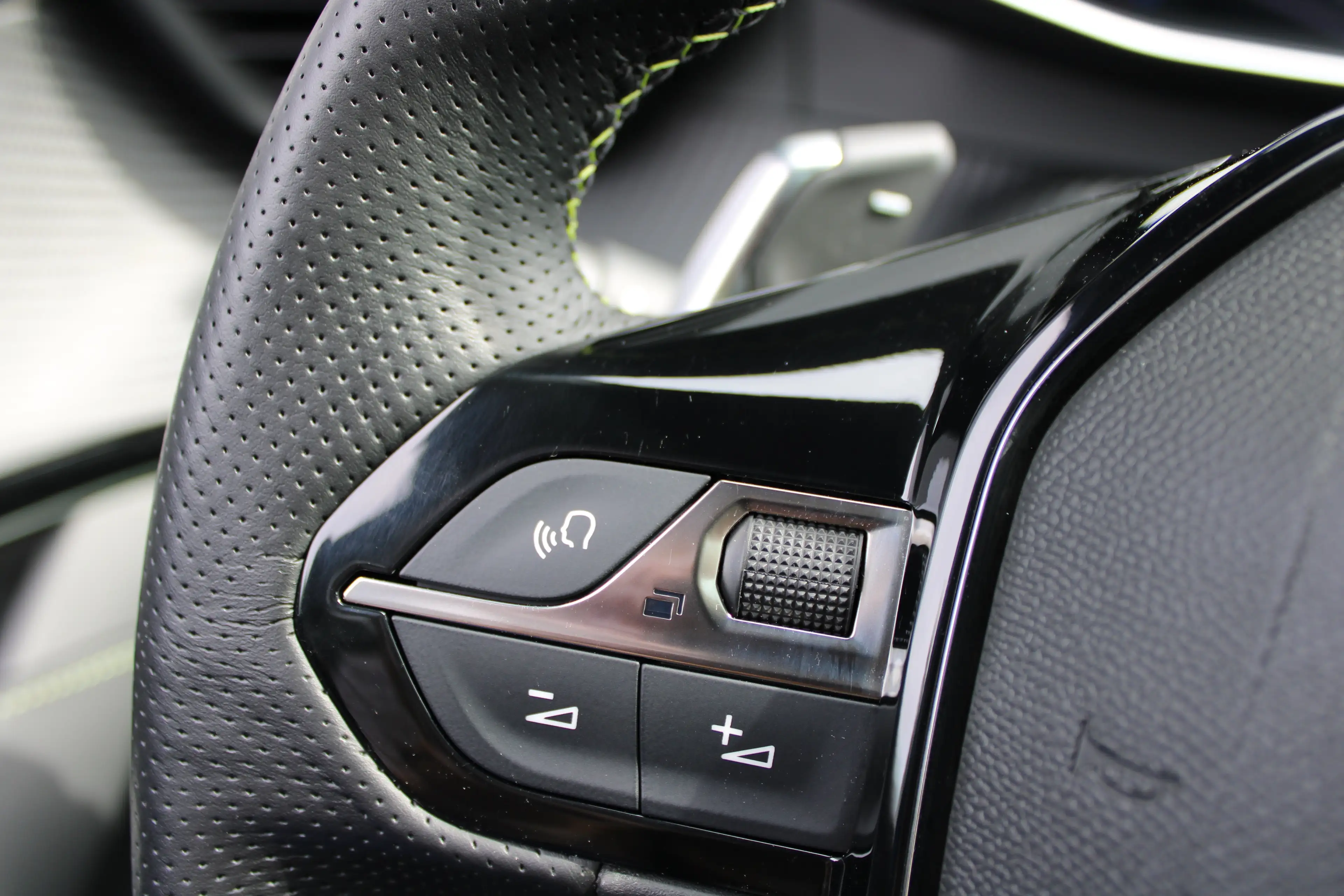 Peugeot 208 1.2 PureTech 130pk GT | Automaat | Navigatie | Cam — photo 23