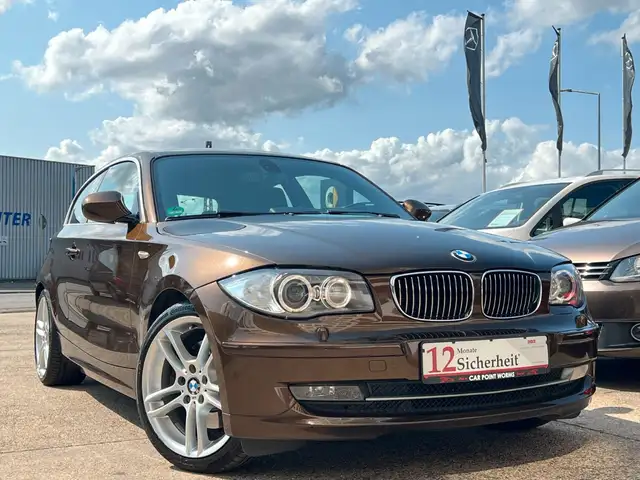 BMW 130 i *AUTOMATIK*NAV.PROF*XENON*KEYLESS*