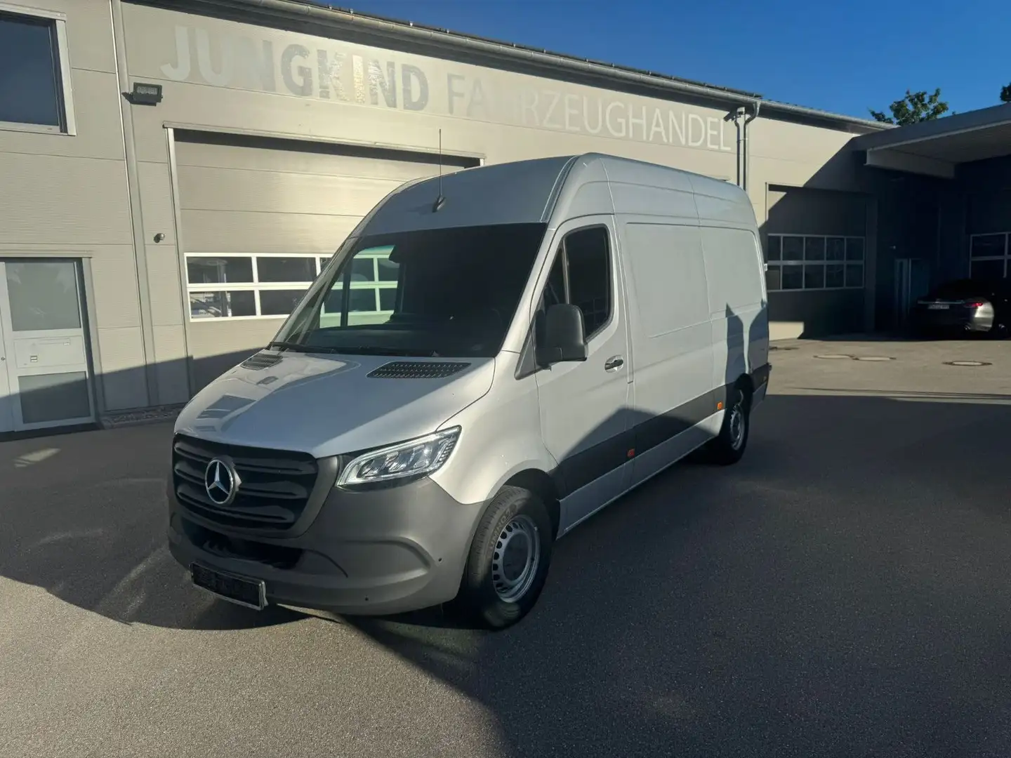 Mercedes-Benz Sprinter 317 CDI Lang Hoch Klima MBUX Silber LED Silber - 2