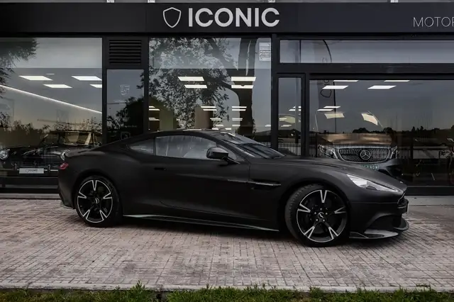 Aston Martin Vanquish