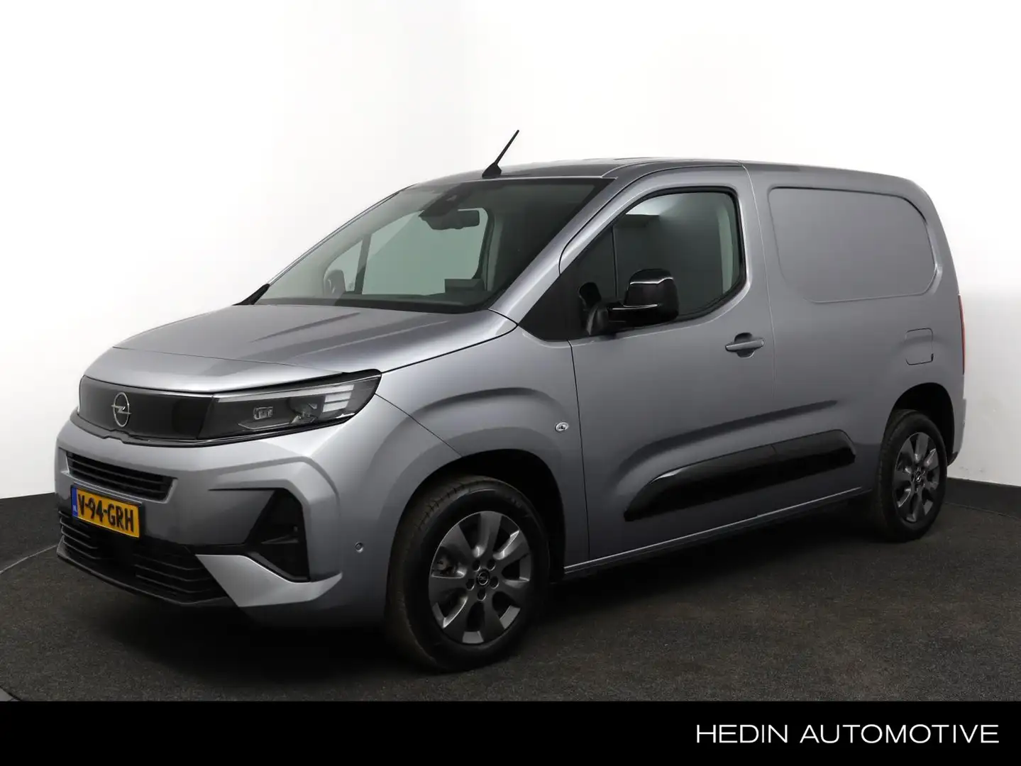 Opel Combo 1.5 130 pk L1 Automaat | Navigatie | Betimmering | Grijs - 1