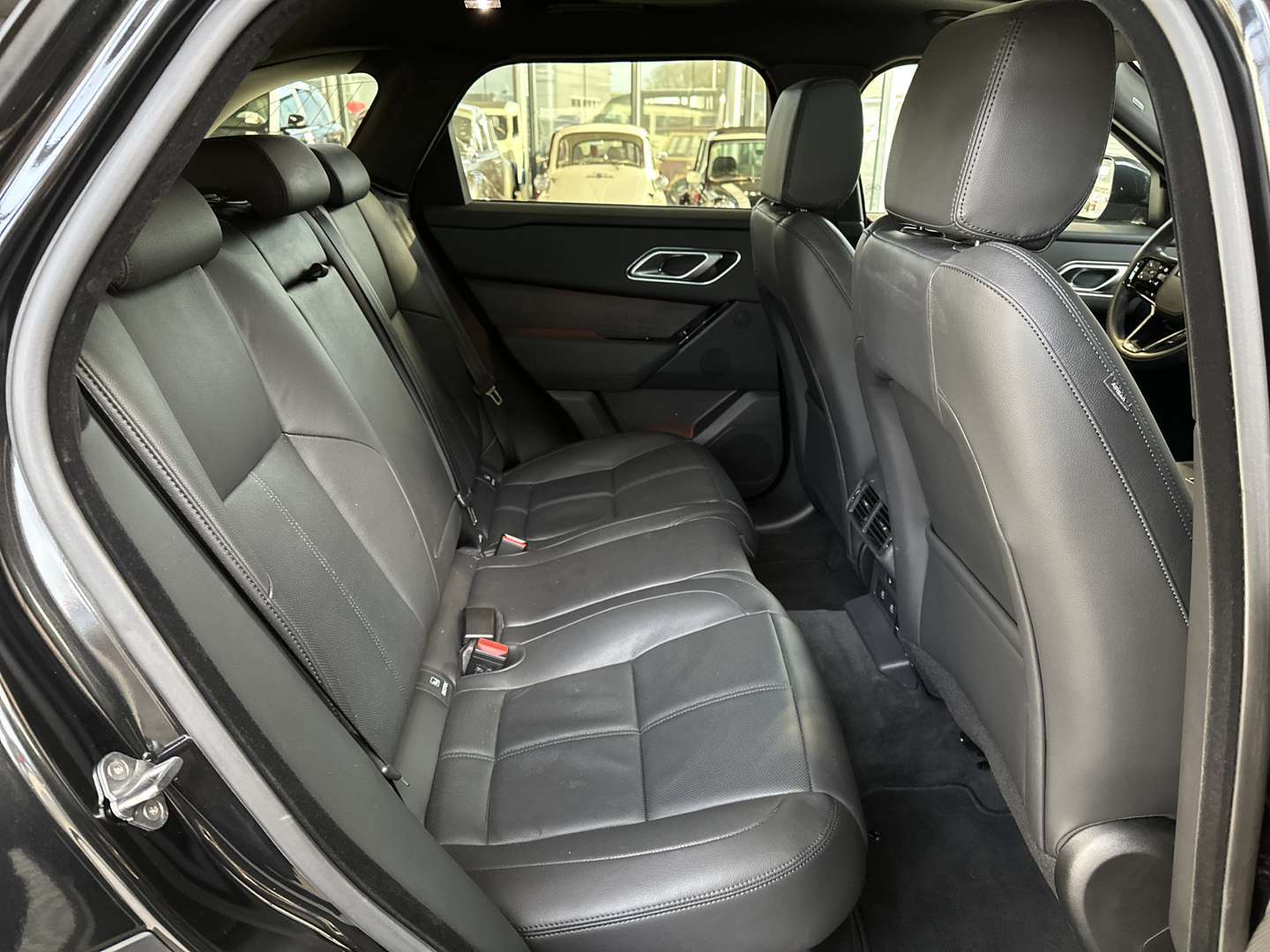 Land Rover Range Rover Velar P400e AWD Dynamic Edition PHEV Panorama | Black -  - Joinsteer - #4