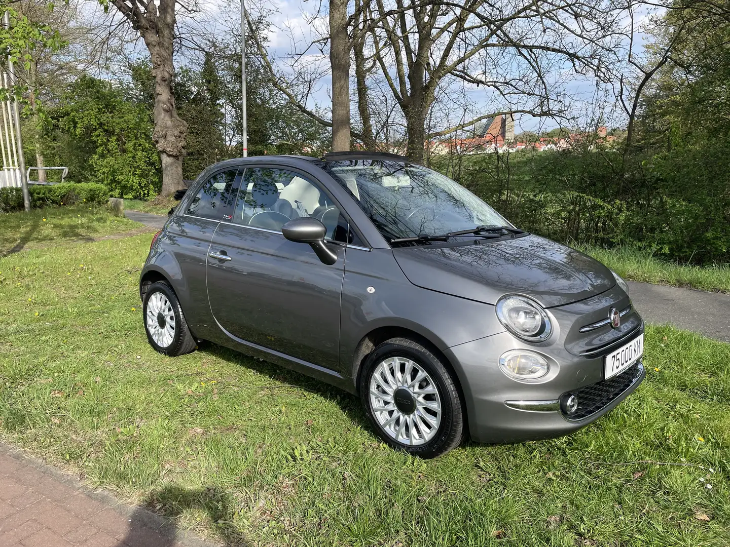 Fiat 500 500C CABRIO 1,2 ltr Lounge PDC+TEMPOMAT+KLIMA Grau - 1