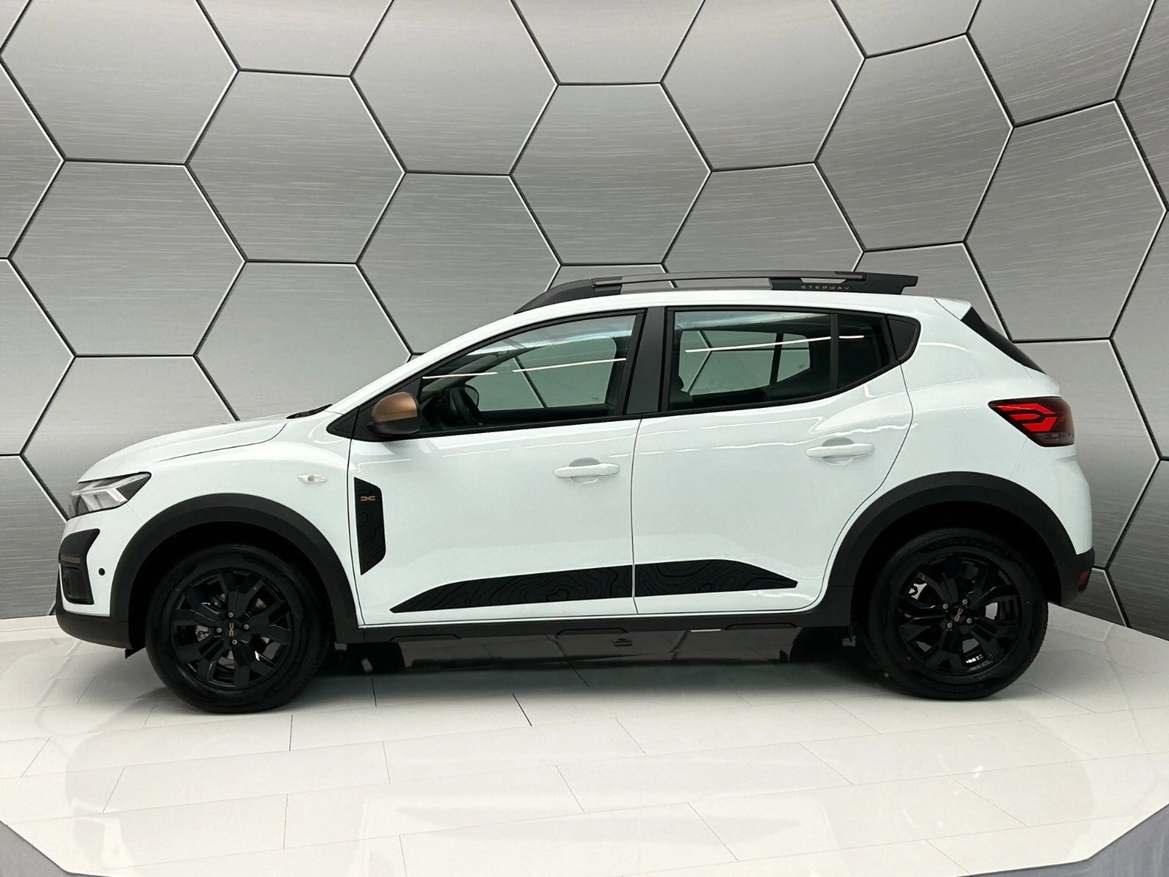 Dacia Sandero III Stepway Extreme TCe 110 Navi Kamera — photo 2