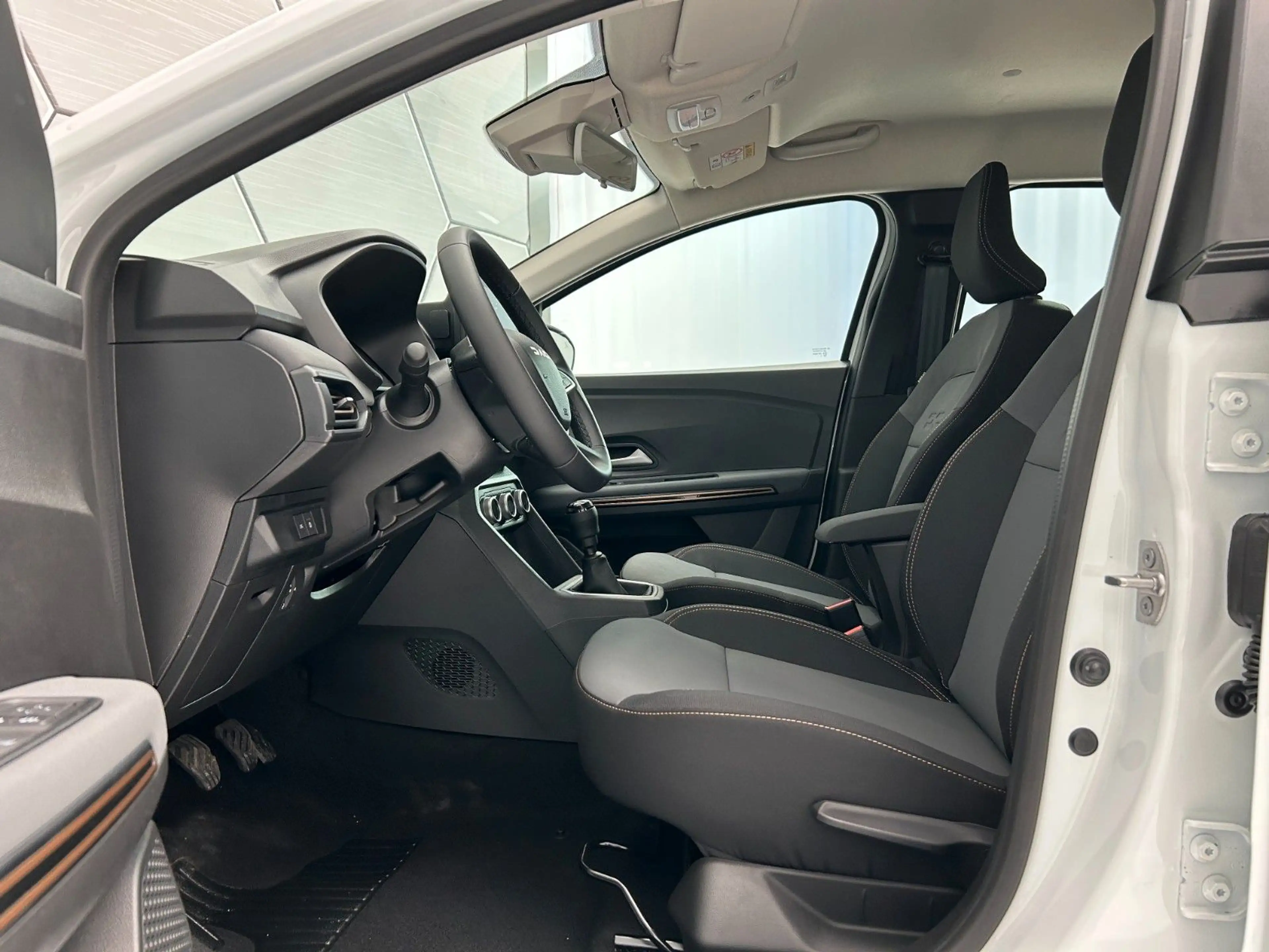Dacia Sandero III Stepway Extreme TCe 110 Navi Kamera — photo 12