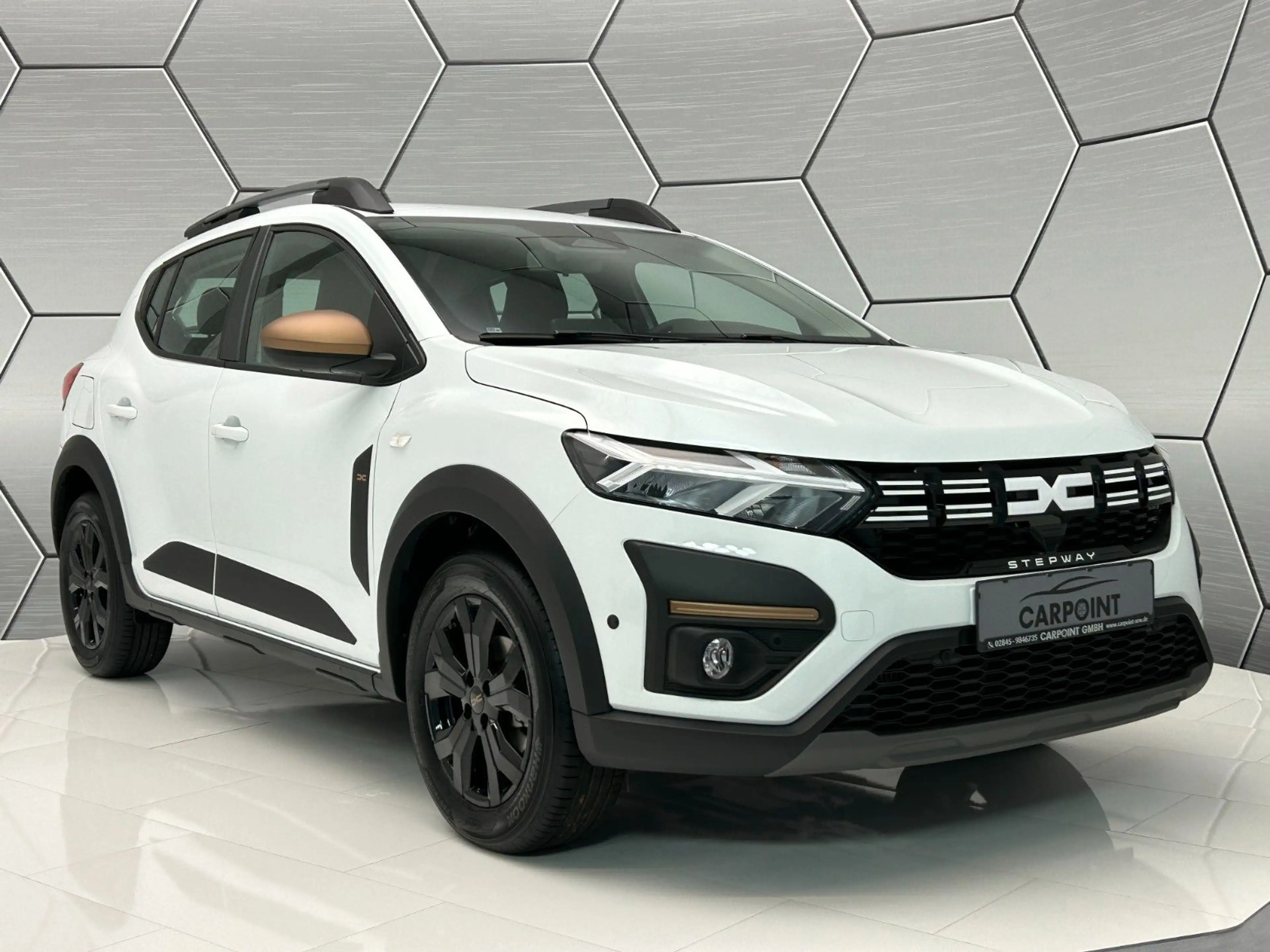 Dacia Sandero III Stepway Extreme TCe 110 Navi Kamera — photo 8