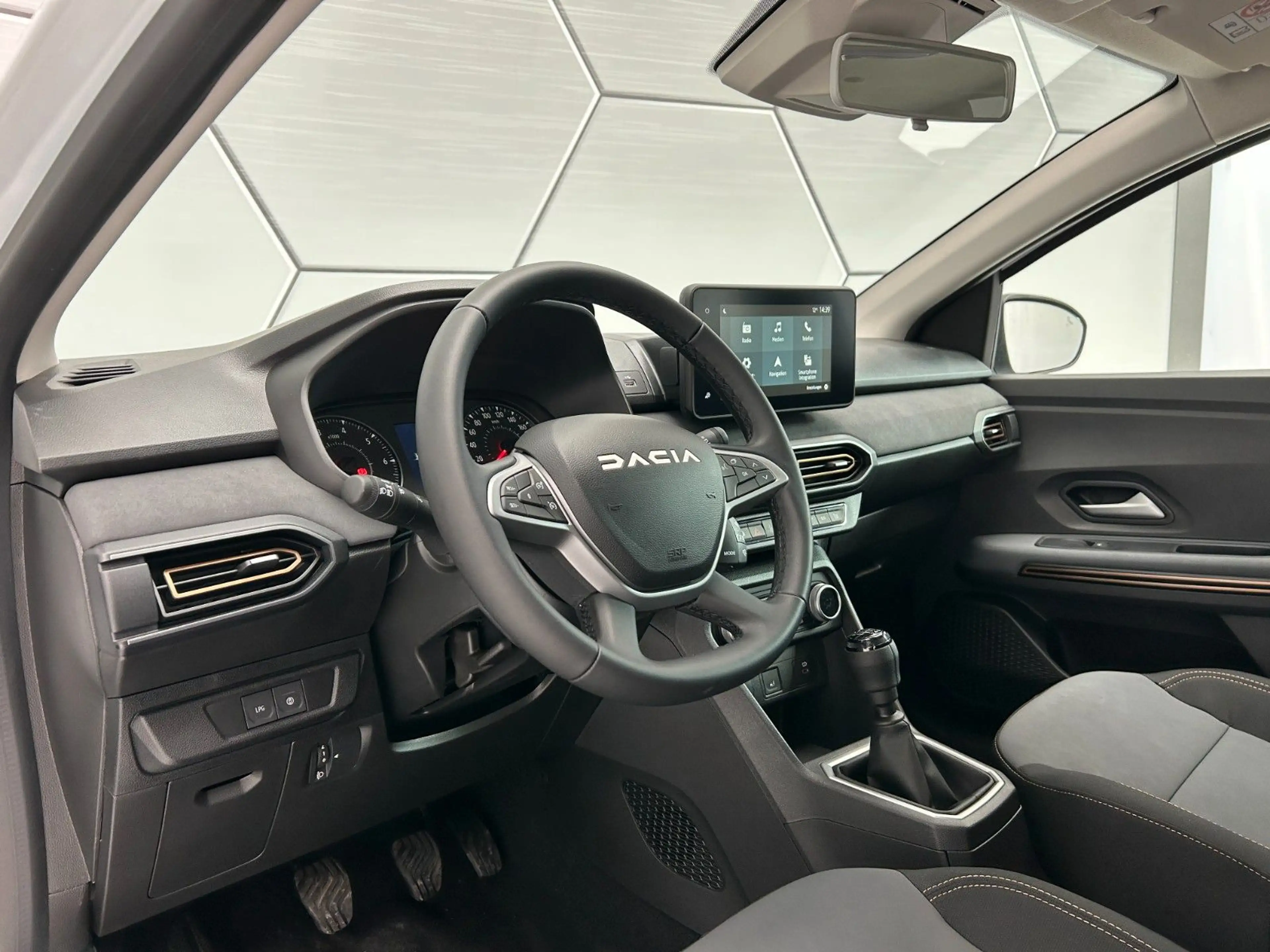 Dacia Sandero III Stepway Extreme TCe 110 Navi Kamera — photo 13
