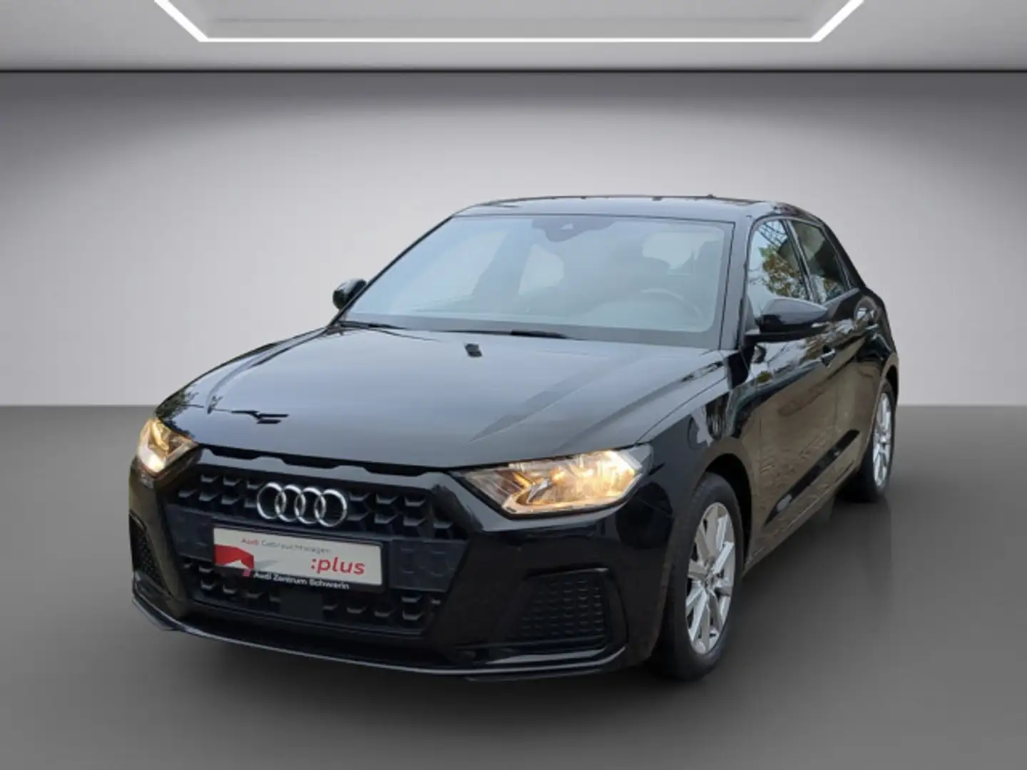 Audi A1 Sportback 30 1.0 TFSI advanced SHZ NAVI crna - 2