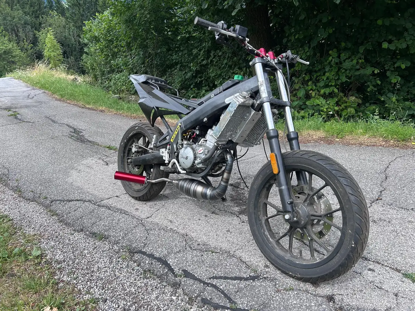 Derbi Senda Negro - 1