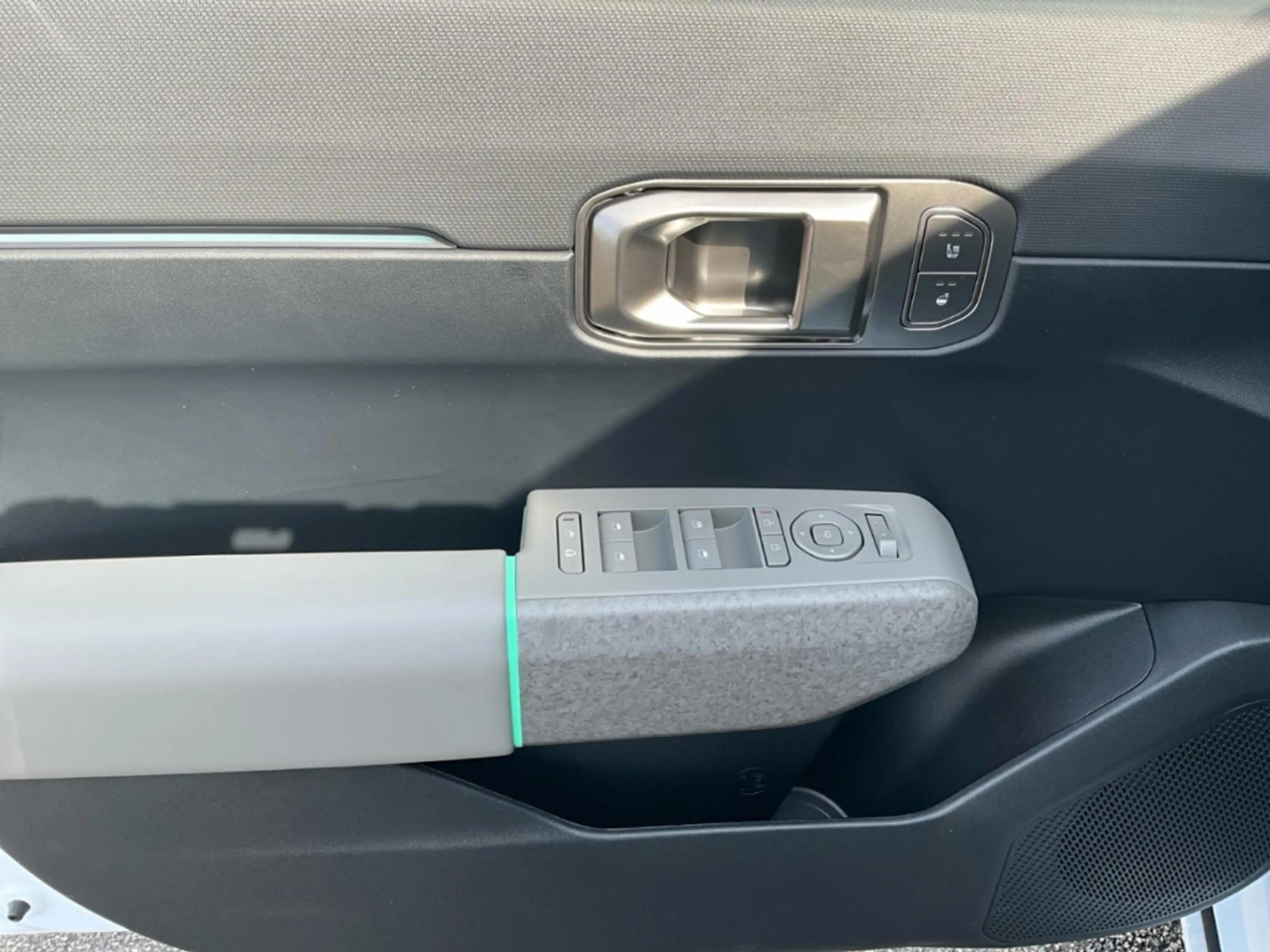 Kia EV4 150 kW Air P1 Wärmepumpe Navi LED ACC Apple CarPla — photo 13