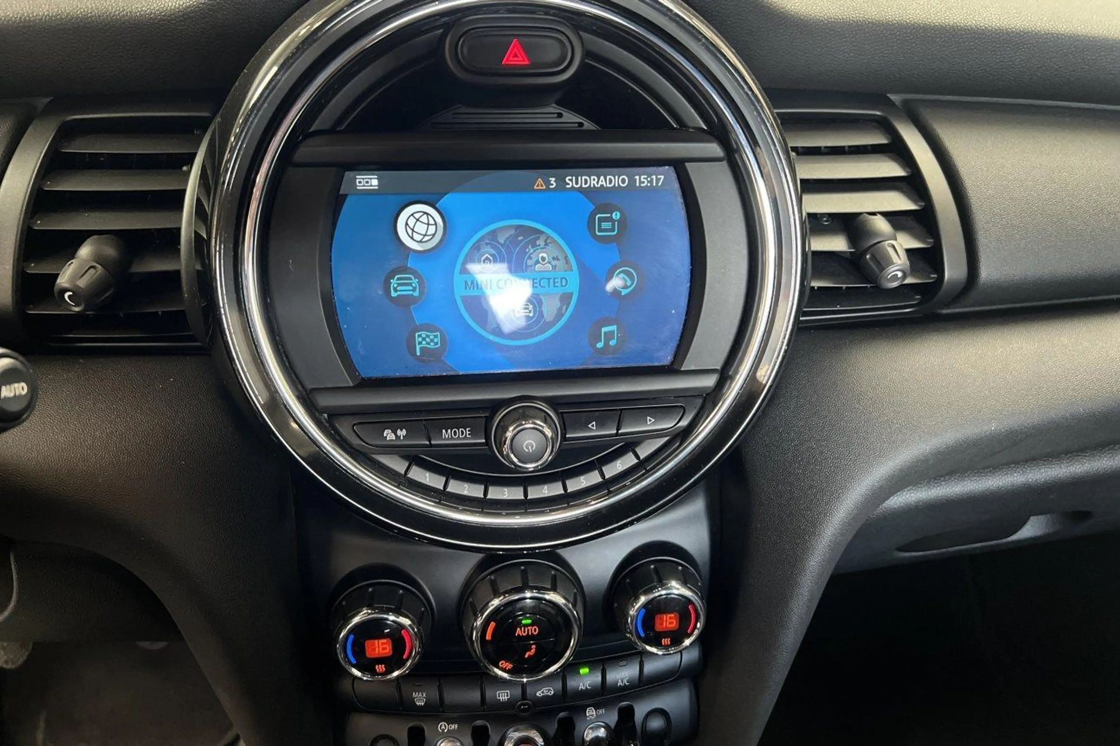 MINI One 3p — photo 14