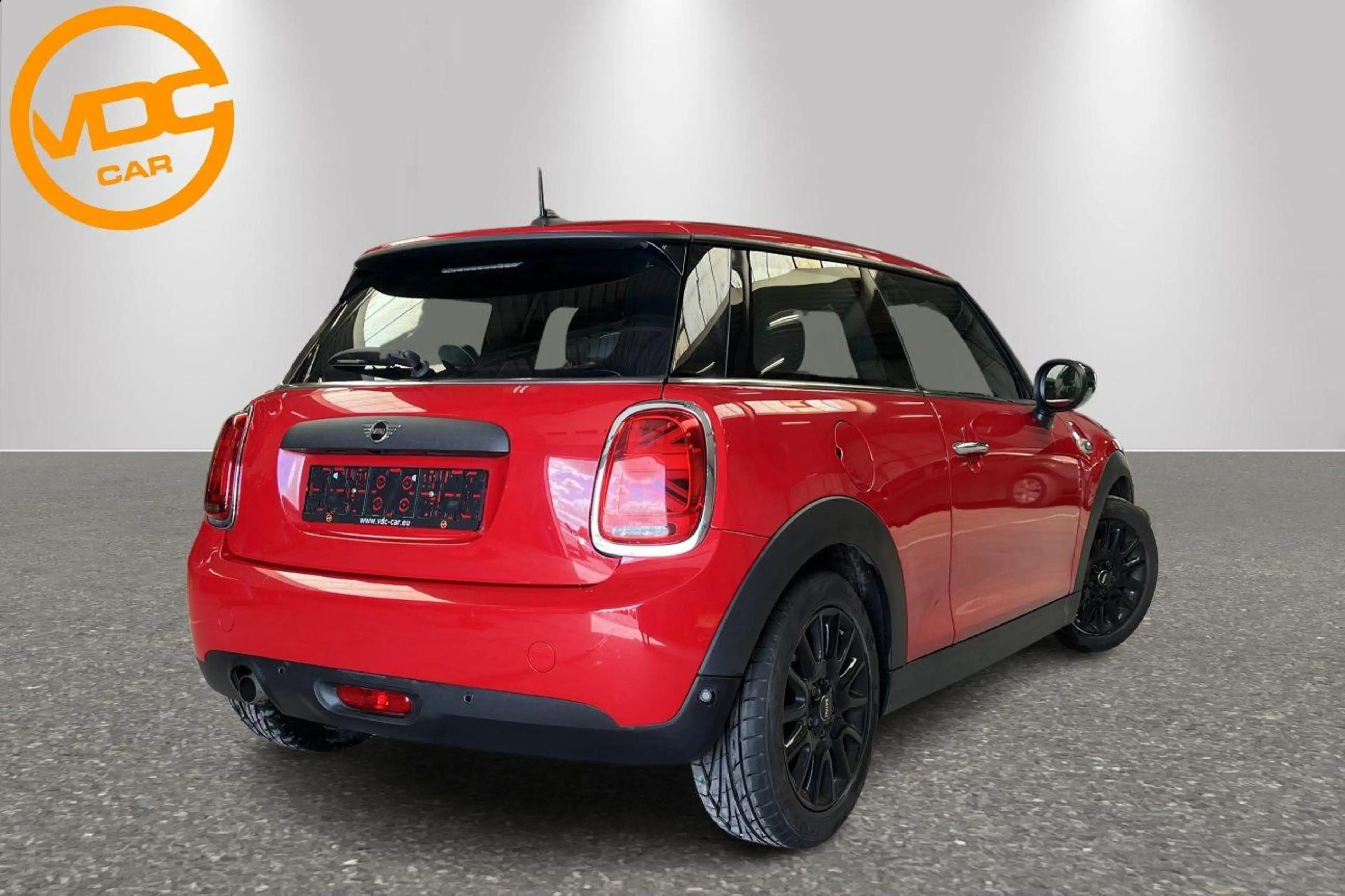 MINI One 3p — photo 3