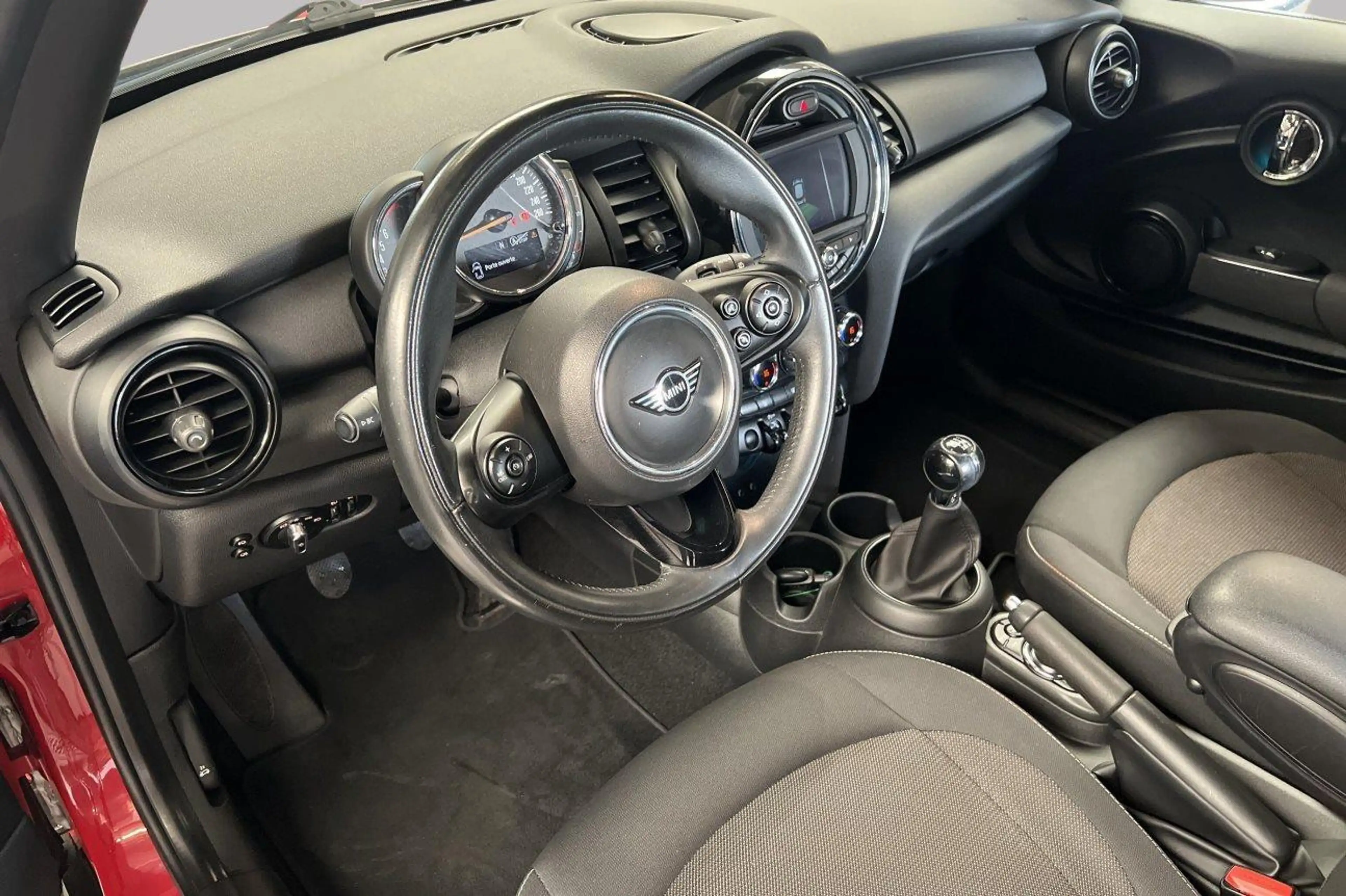 MINI One 3p — photo 9