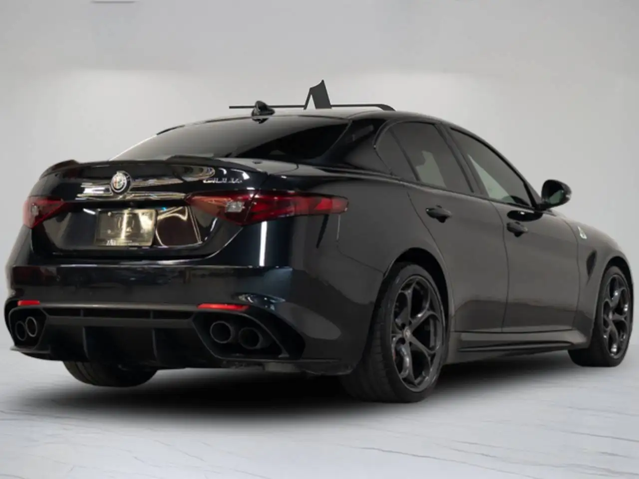 Alfa Romeo Giulia снимка Alfa Romeo Giulia