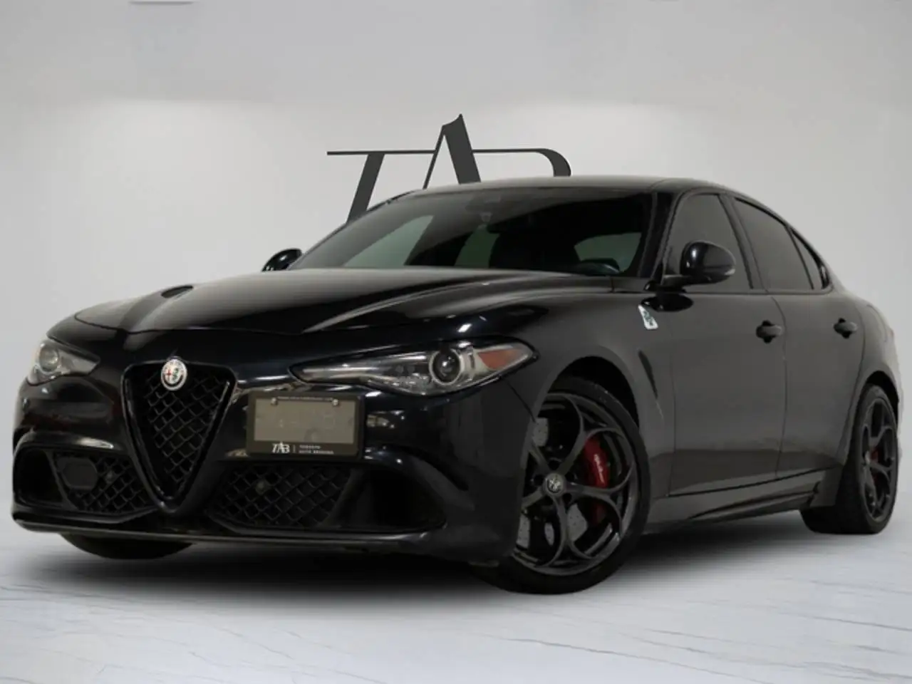 Alfa Romeo Giulia снимка Alfa Romeo Giulia