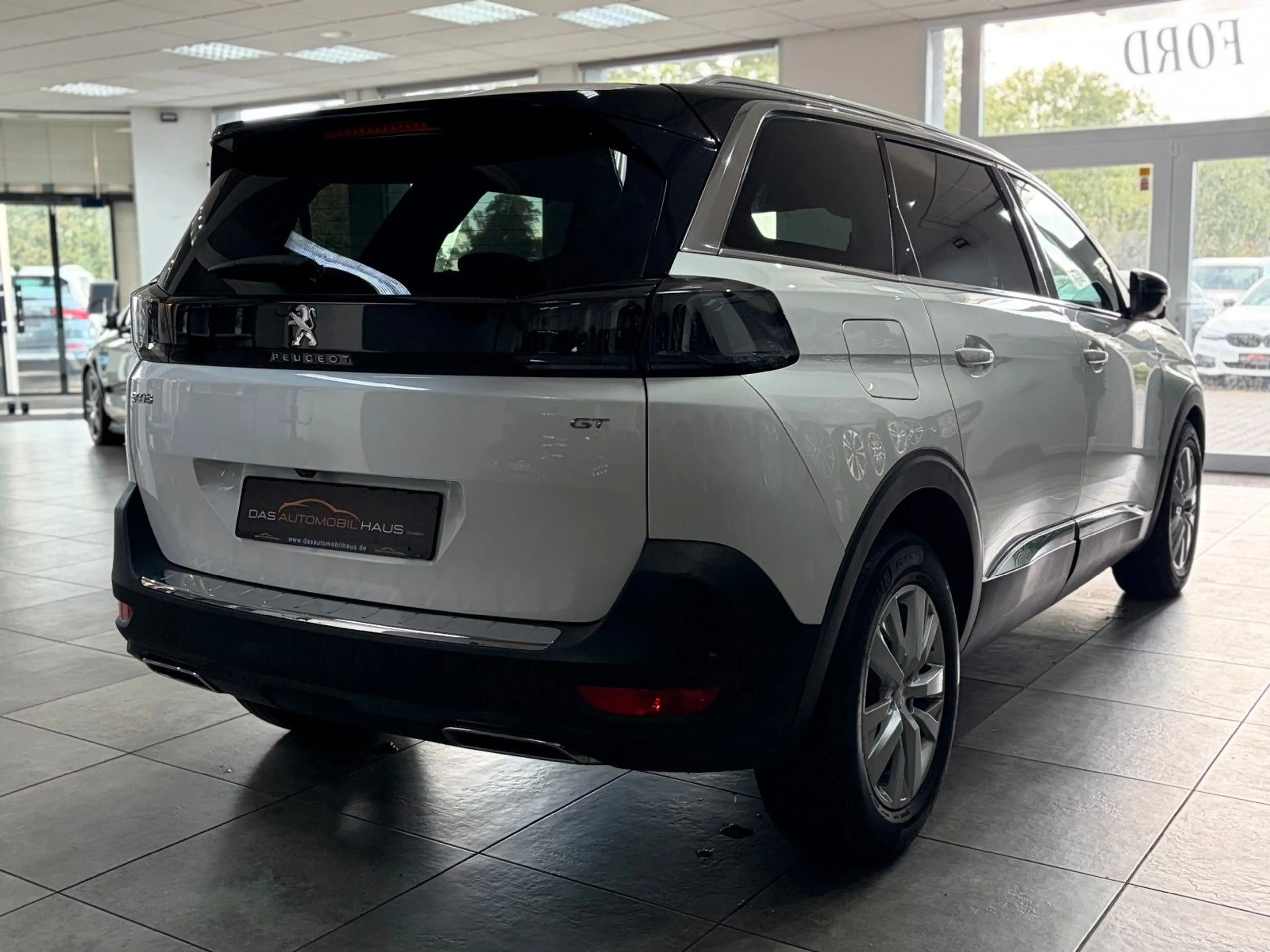 Peugeot 5008 2.0 Blue-HDi GT 7-Sitze *ACC*FOCAL*LED*360° — photo 7