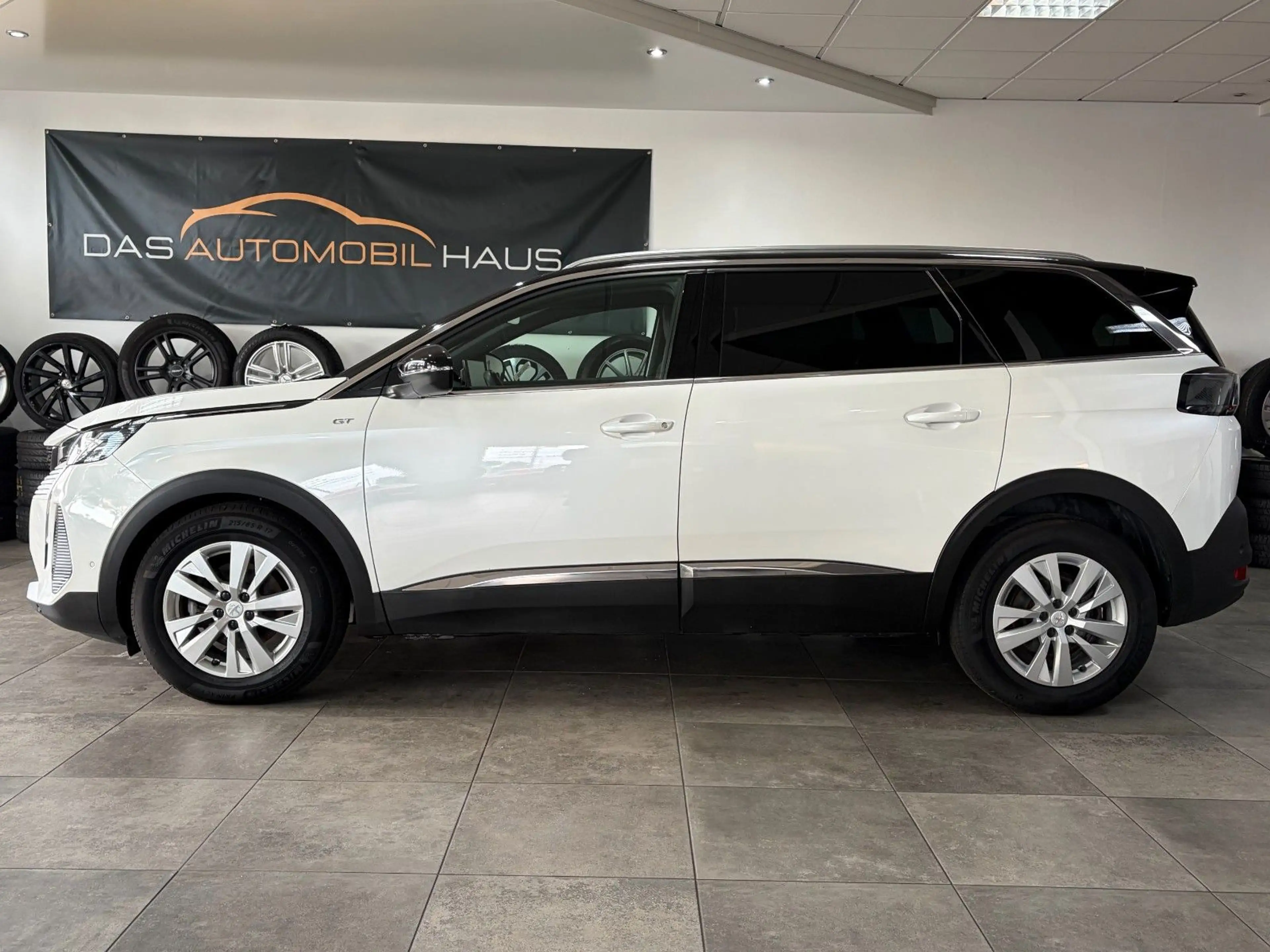 Peugeot 5008 2.0 Blue-HDi GT 7-Sitze *ACC*FOCAL*LED*360° — photo 4