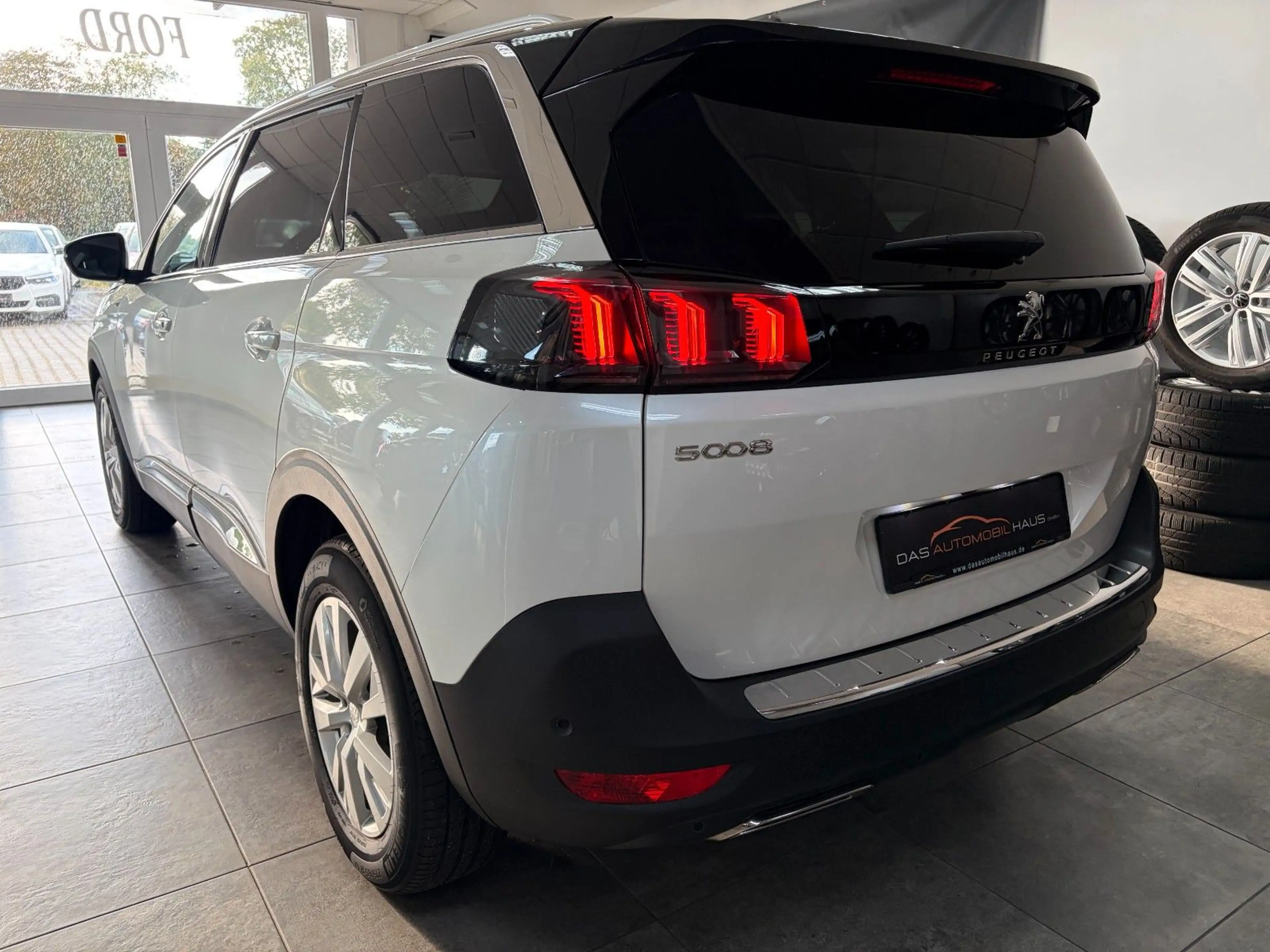 Peugeot 5008 2.0 Blue-HDi GT 7-Sitze *ACC*FOCAL*LED*360° — photo 16