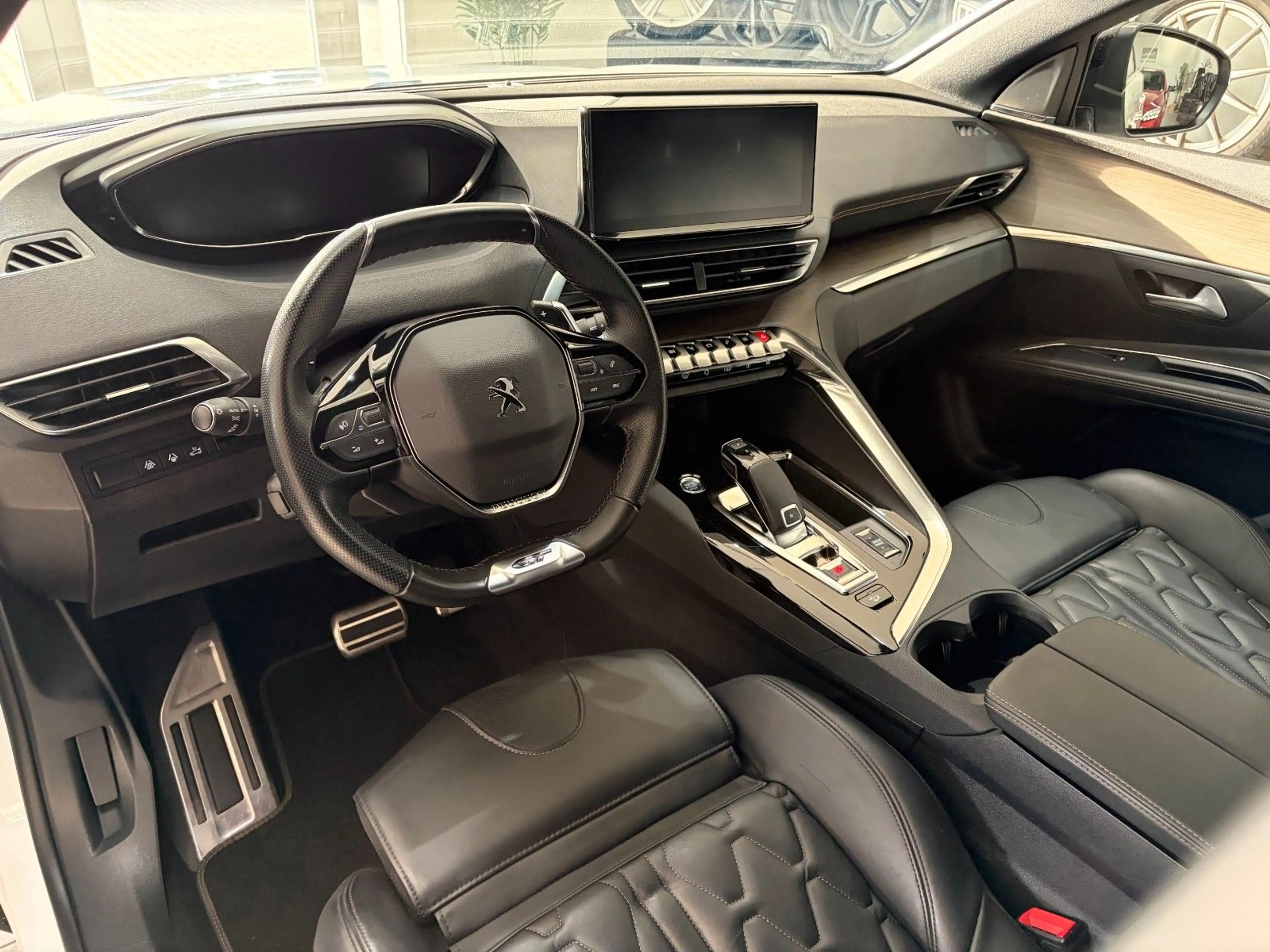 Peugeot 5008 2.0 Blue-HDi GT 7-Sitze *ACC*FOCAL*LED*360° — photo 23