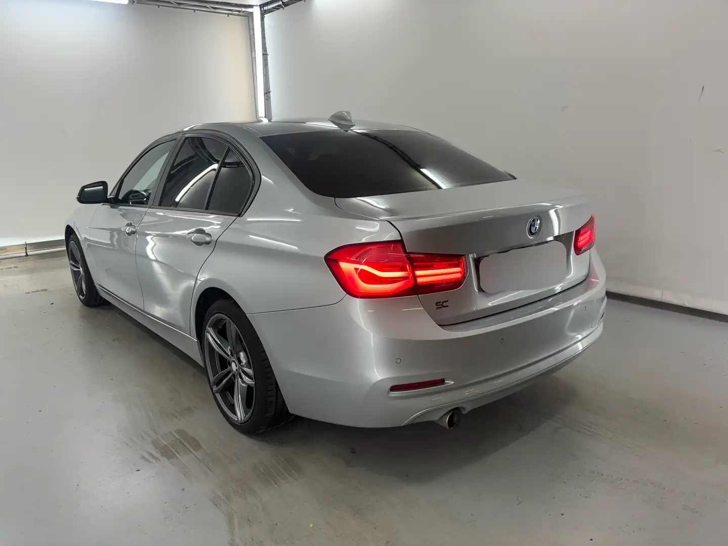 BMW 318 - 1