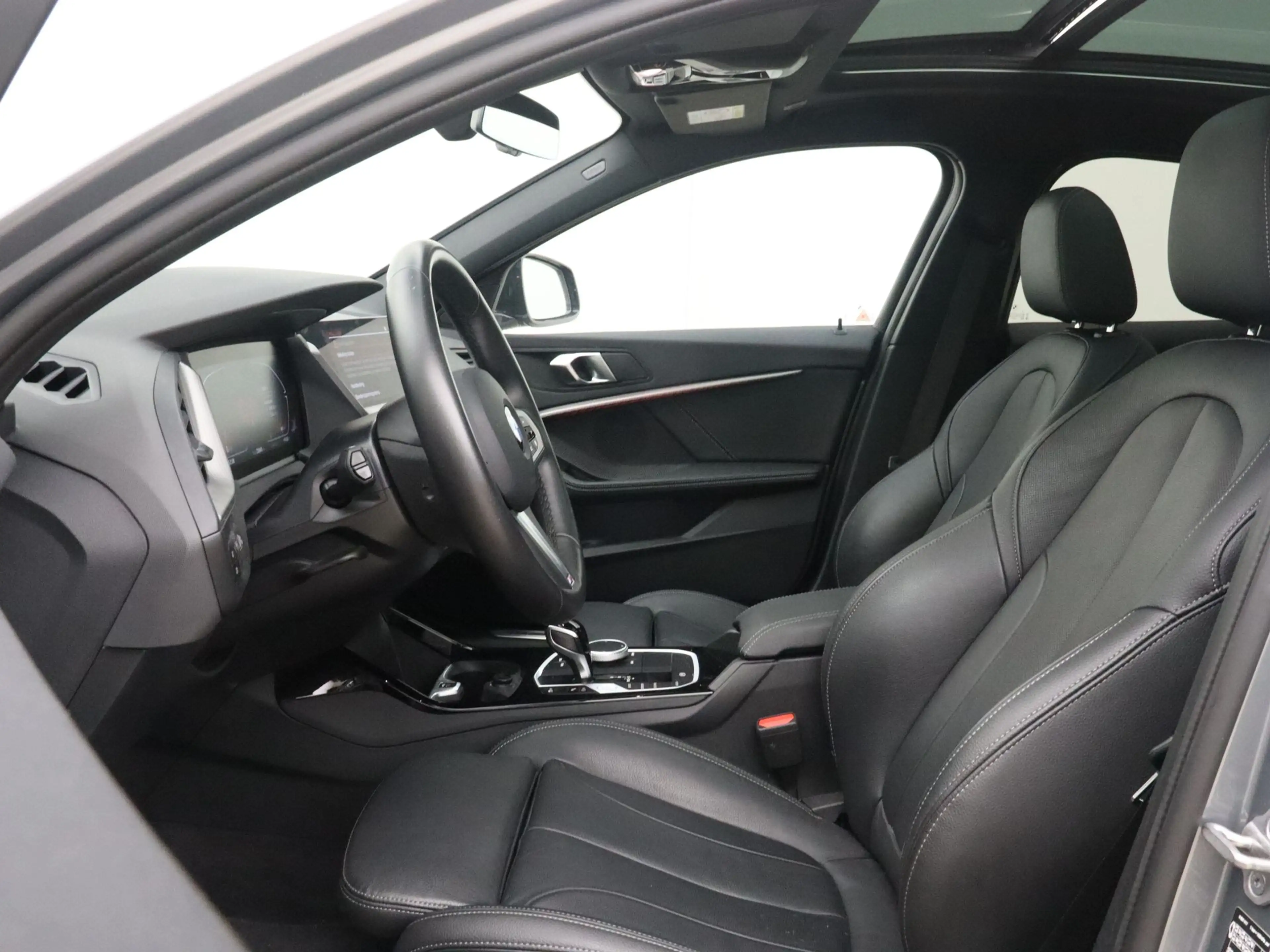 BMW 118 1 Serie 118i — photo 12