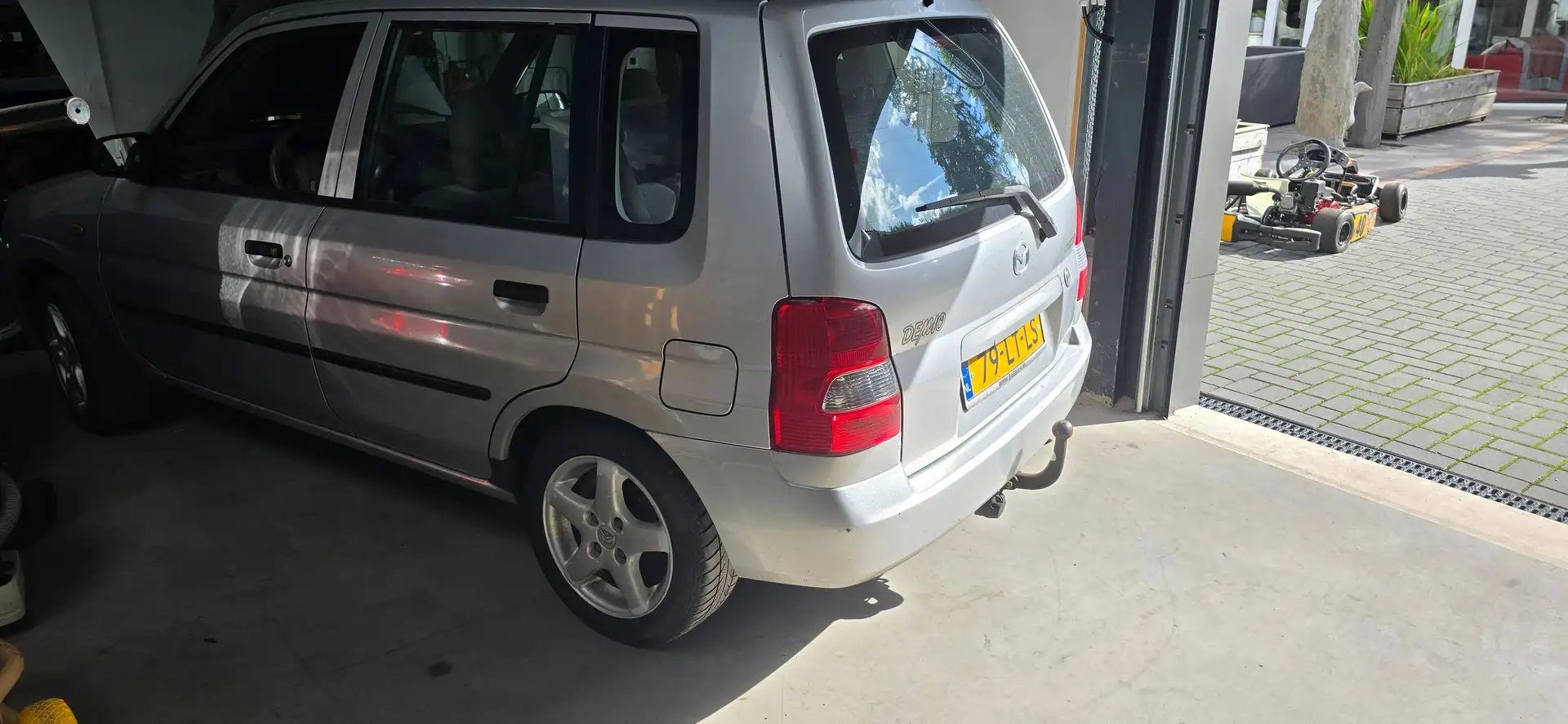 Mazda Demio Demio 1.5 Exclusive Silber - 2