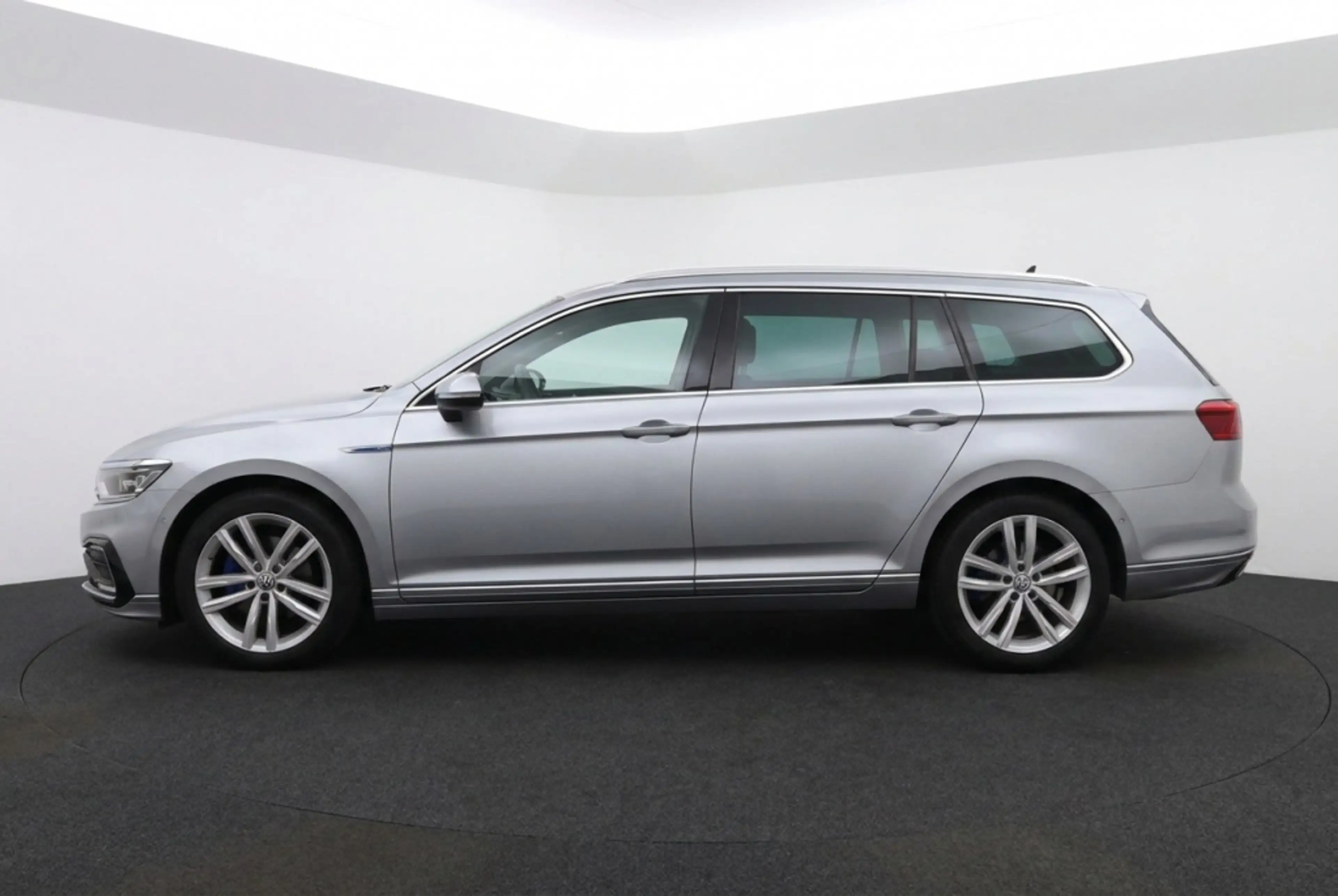 Volkswagen Passat Variant 1.4 TSI PHEV GTE R-Line Pano | 360° | Trekhaak | M — photo 2