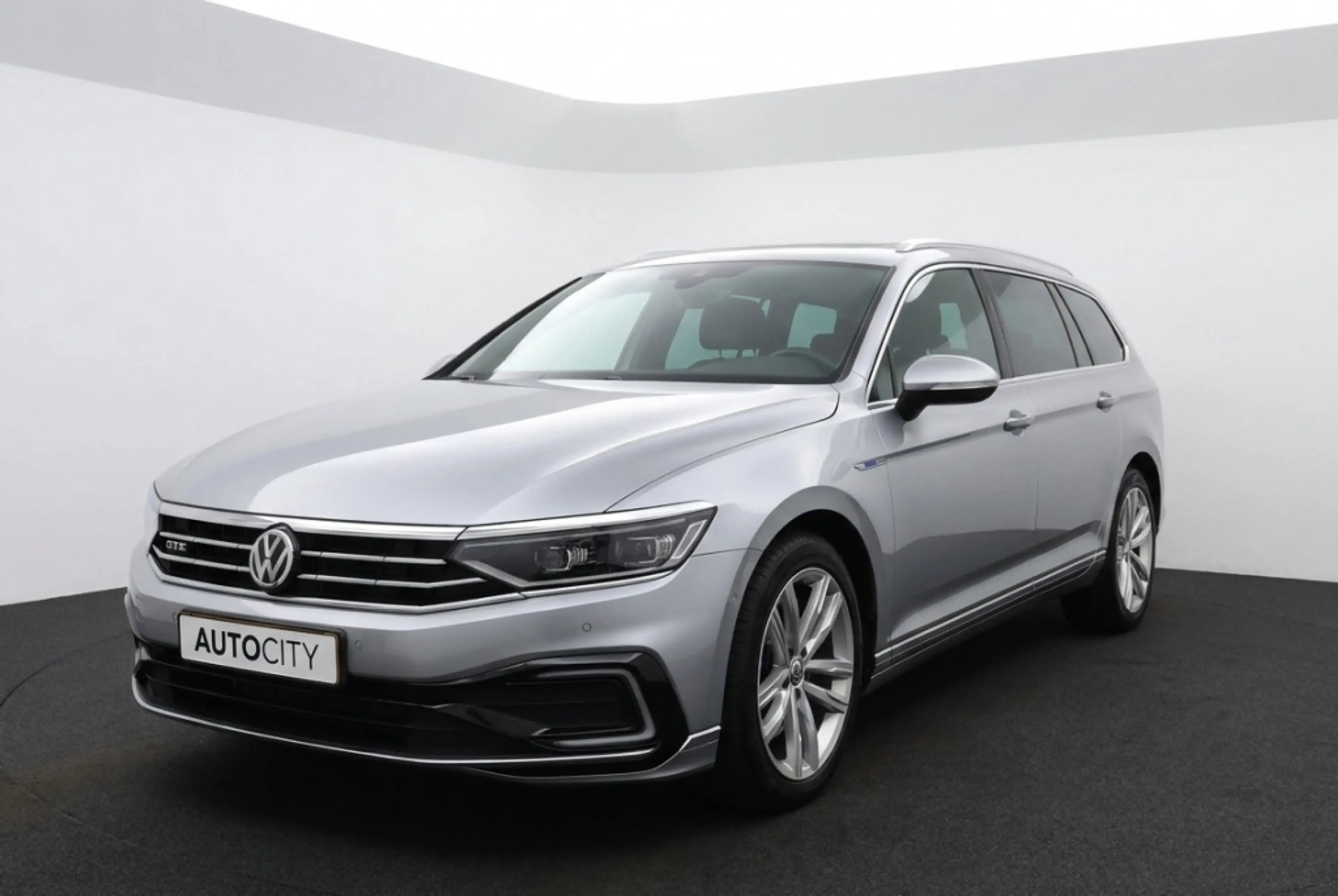 Volkswagen Passat Variant 1.4 TSI PHEV GTE R-Line Pano | 360° | Trekhaak | M
