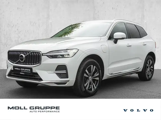 2023 Volvo XC60 in White for sale