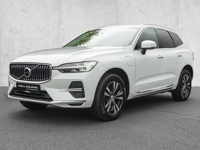 Volvo XC60 view 2