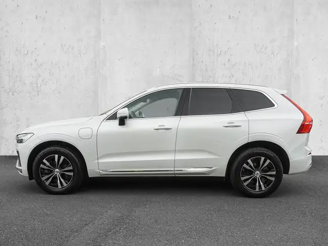 Volvo XC60 view 5