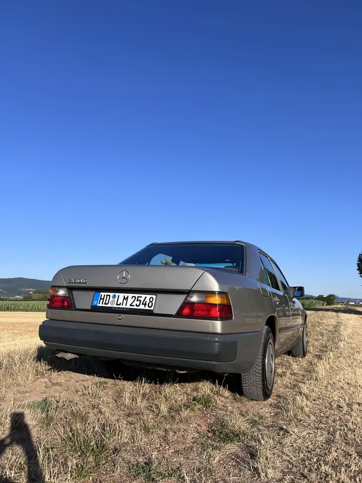 Mercedes-Benz E 260 Mercedes W124 260E Automatik | M103 | TÜV, foto 2