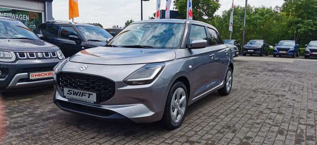 Imagine Suzuki Swift Comfort/PDC/LED/CAM/ACC/NAVI