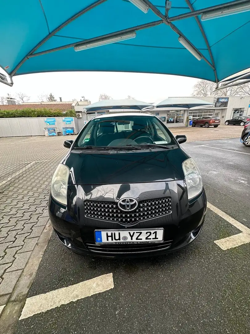 Toyota Yaris 1.3 Edition - 1