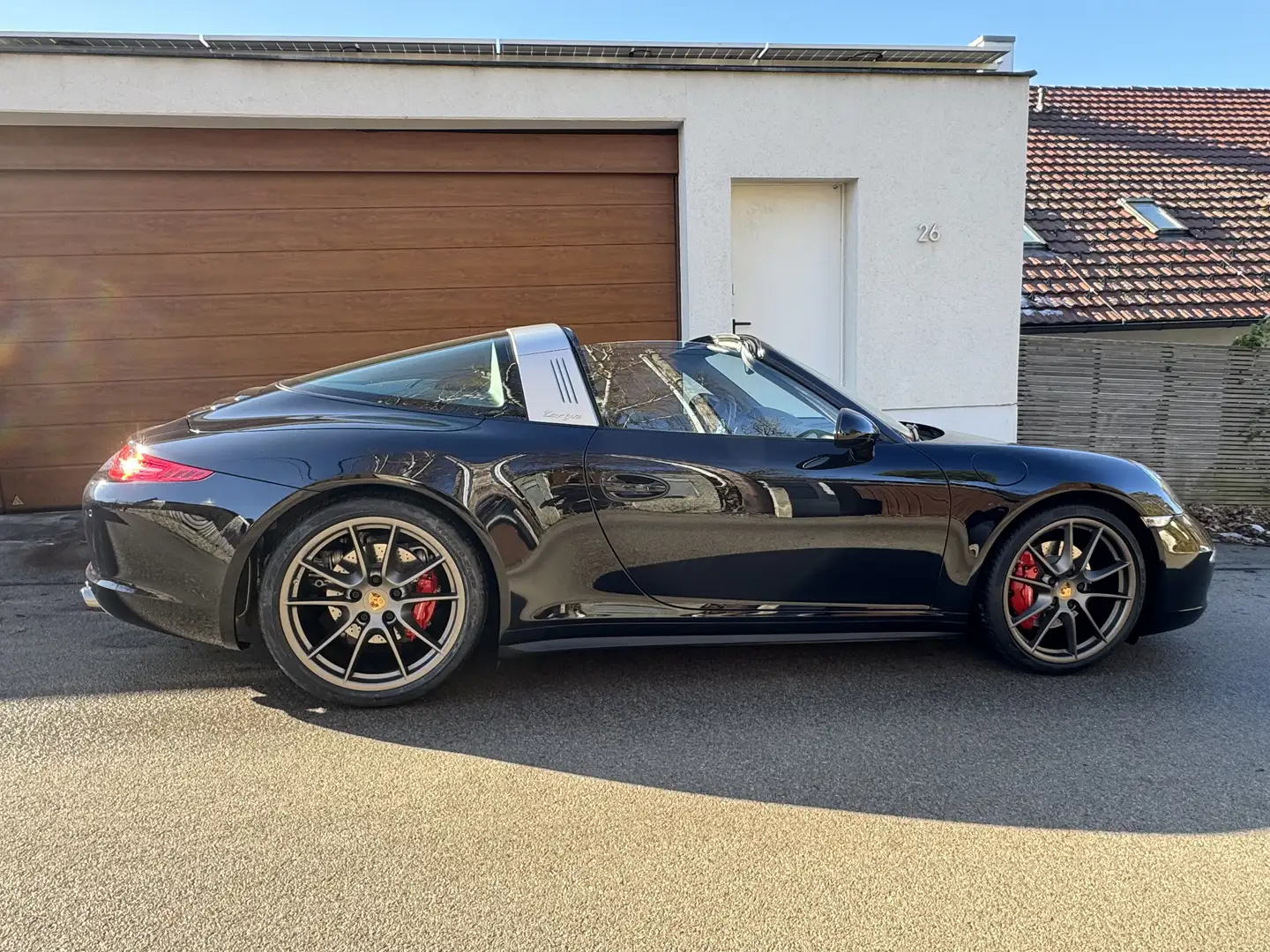 Porsche 991 911 Carrera TARGA 4S Schwarz - 1