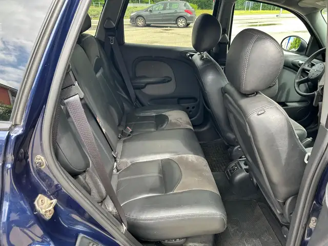 Chrysler PT Cruiser view 9