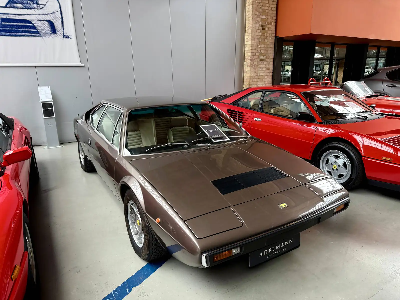 Ferrari 308 GT4 Dino