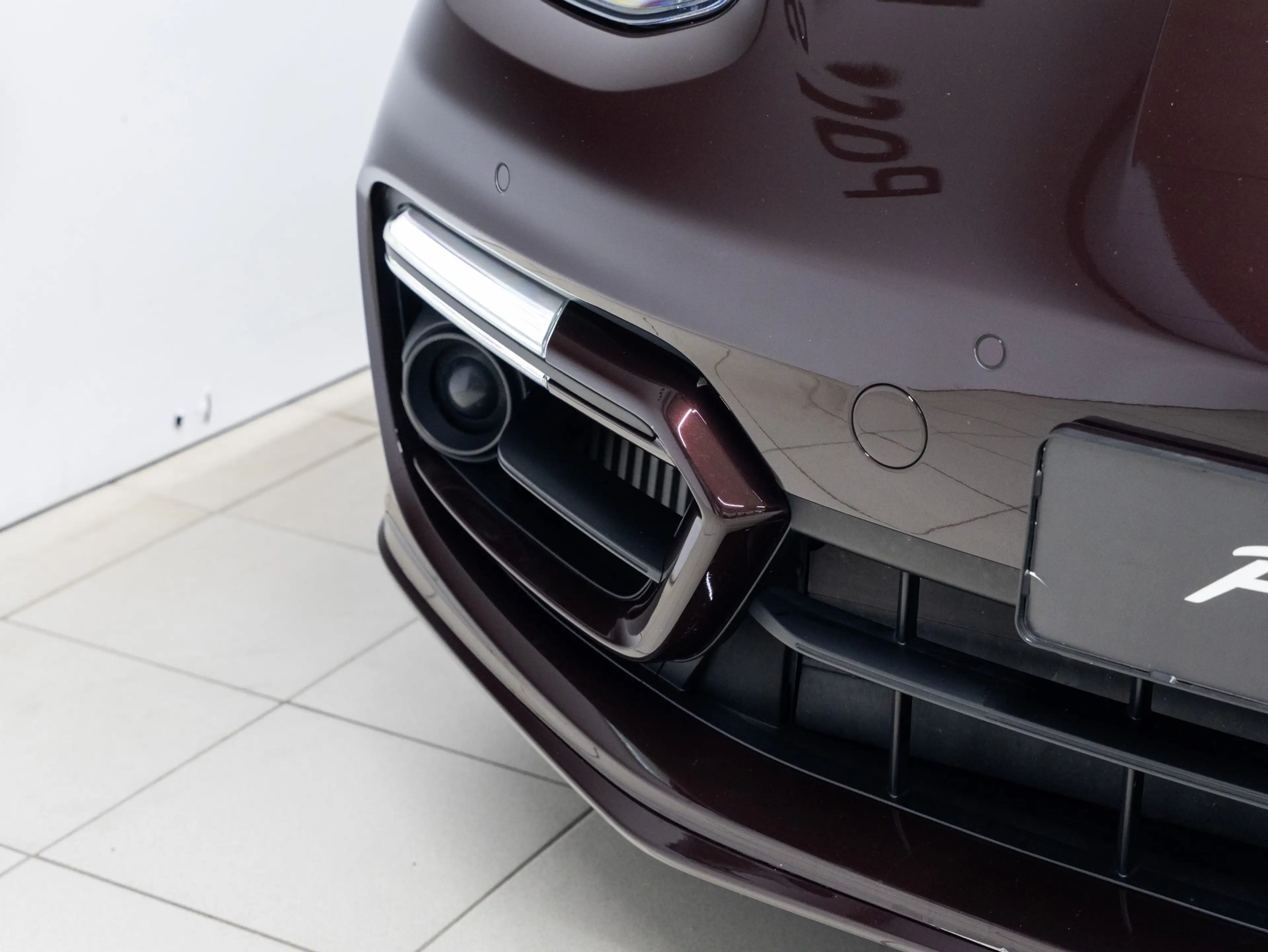 Porsche Panamera 4S E-Hybrid Sport Turismo — photo 12