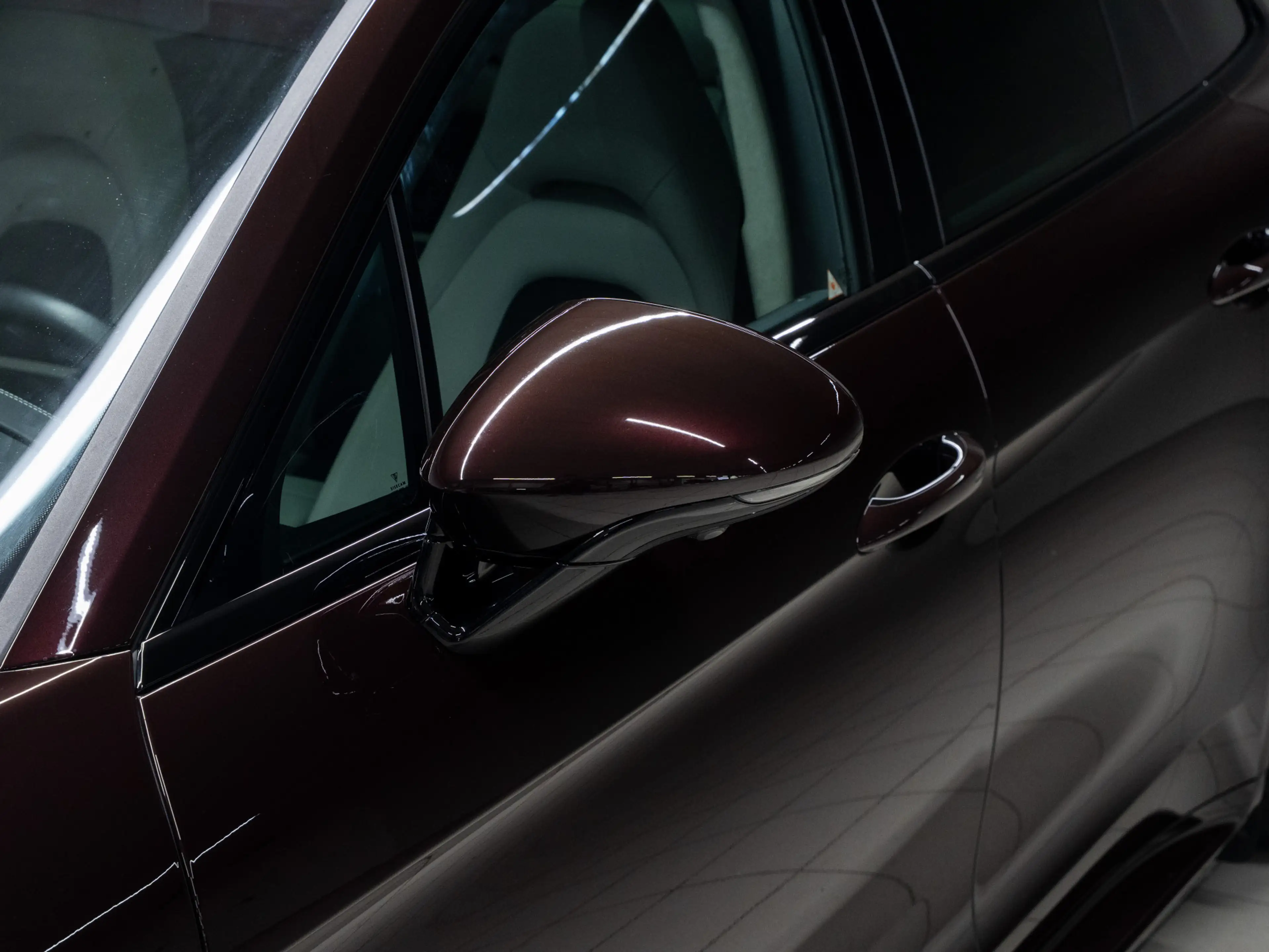 Porsche Panamera 4S E-Hybrid Sport Turismo — photo 15
