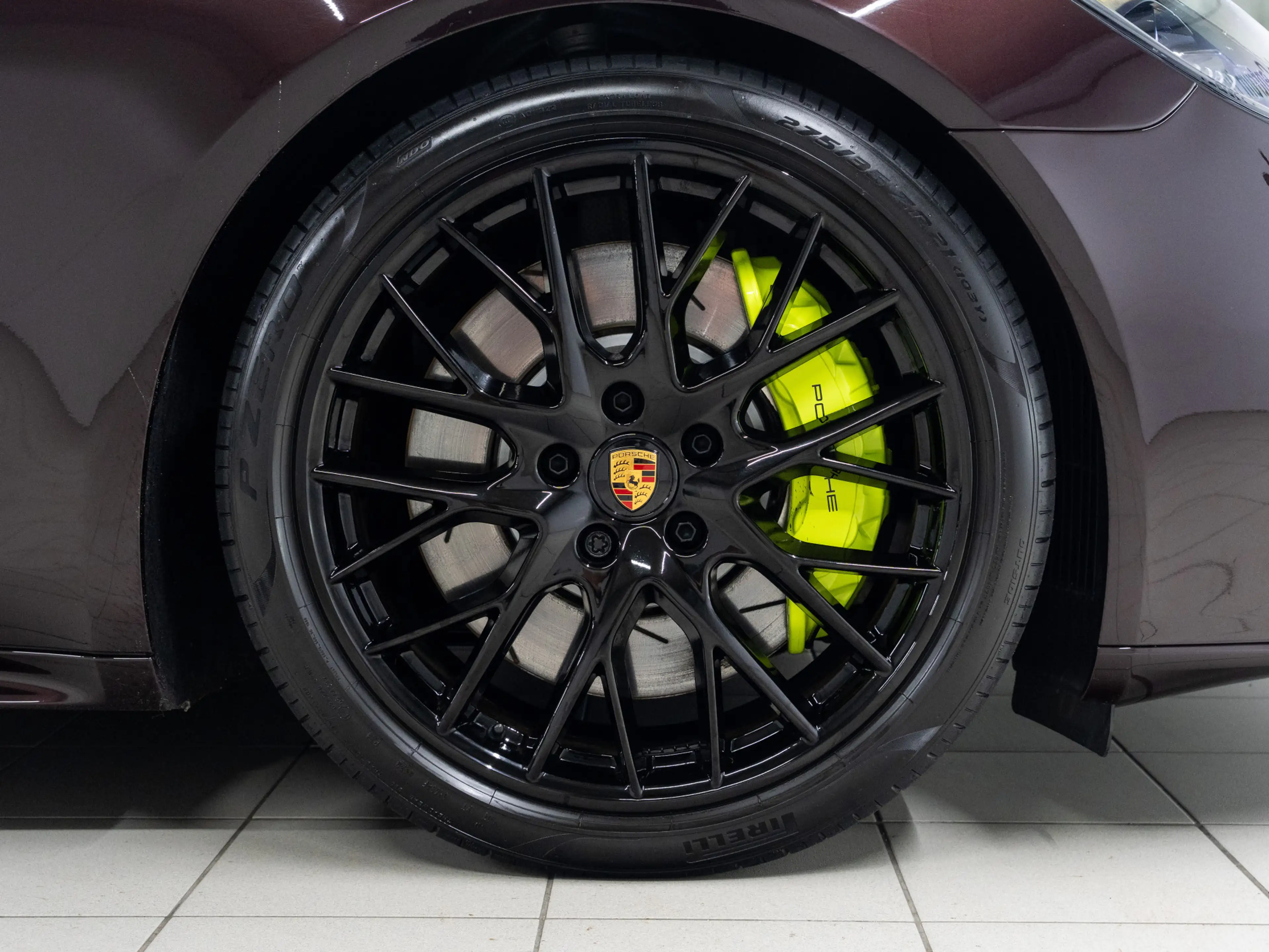 Porsche Panamera 4S E-Hybrid Sport Turismo — photo 10