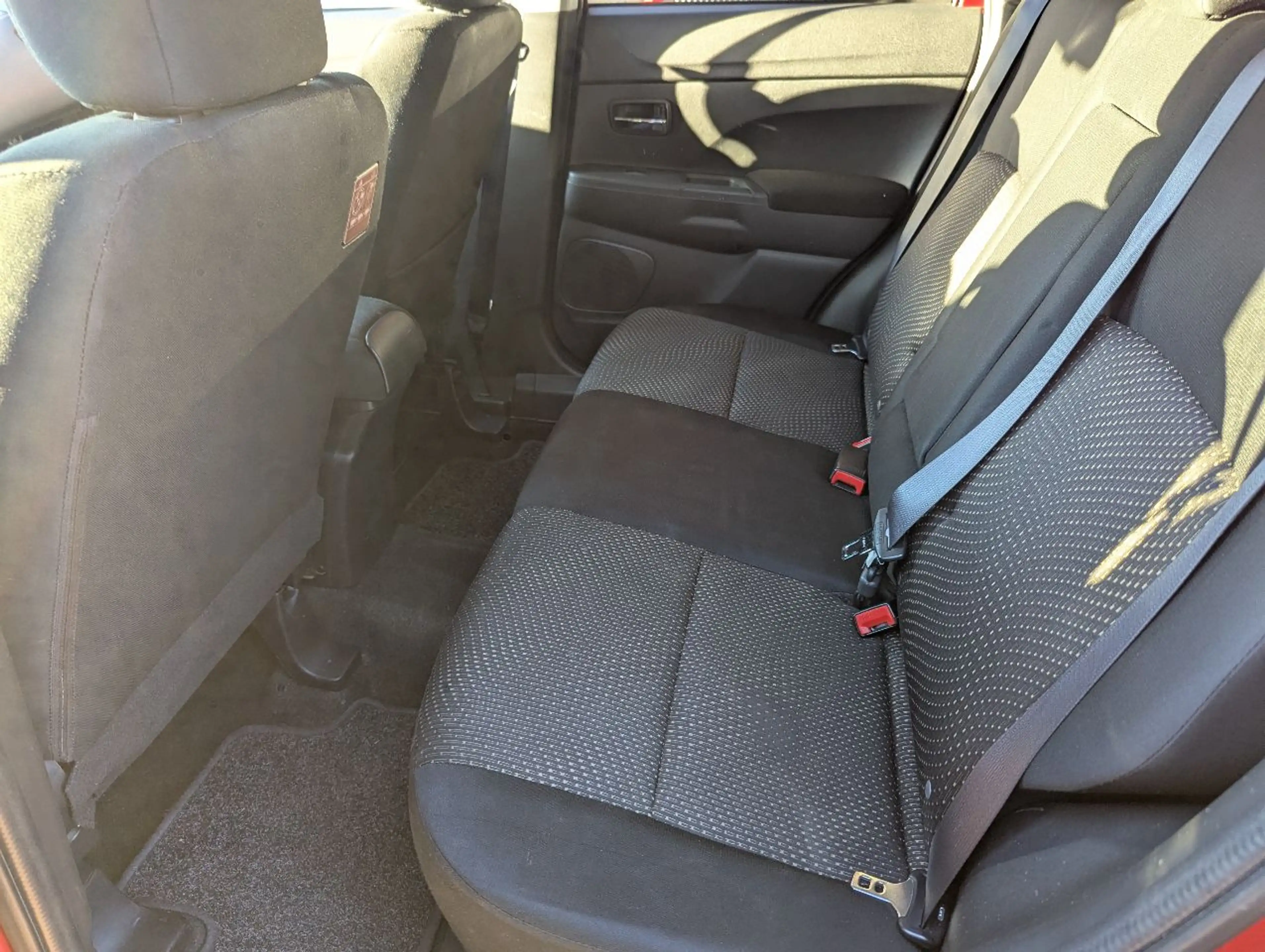 Mitsubishi ASX PLUS 1.6 DI-D 4WD — photo 12