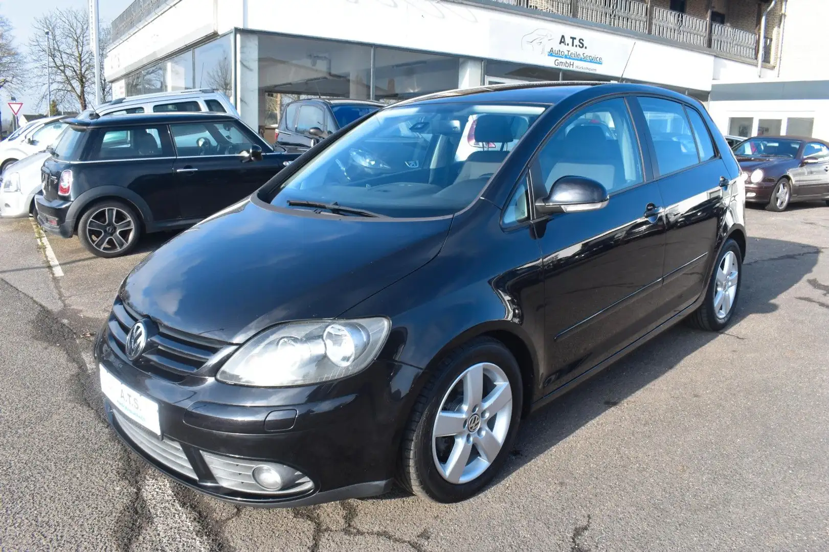 Volkswagen Golf Plus V Sportline NAV*SITZH*AHK*ST-KETTE NEU Schwarz - 1