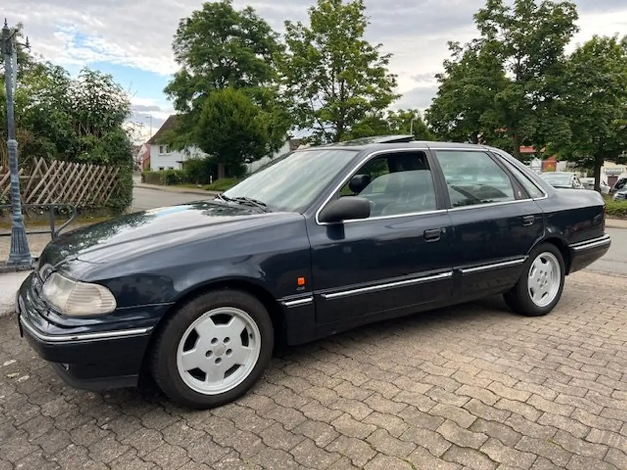 Ford Scorpio