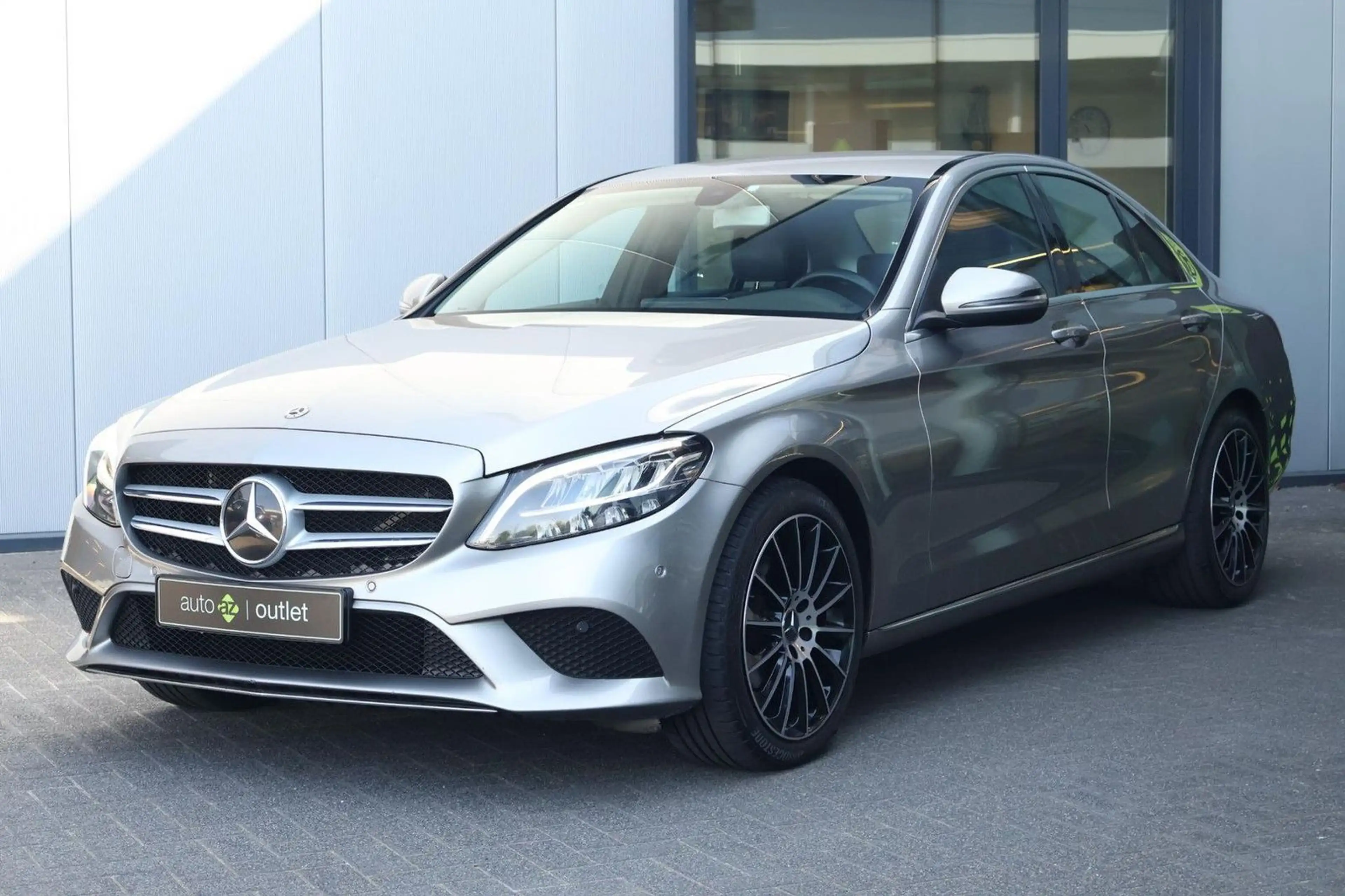 Mercedes-Benz C 200 d / Apple Carplay / AHK / kamera — photo 10